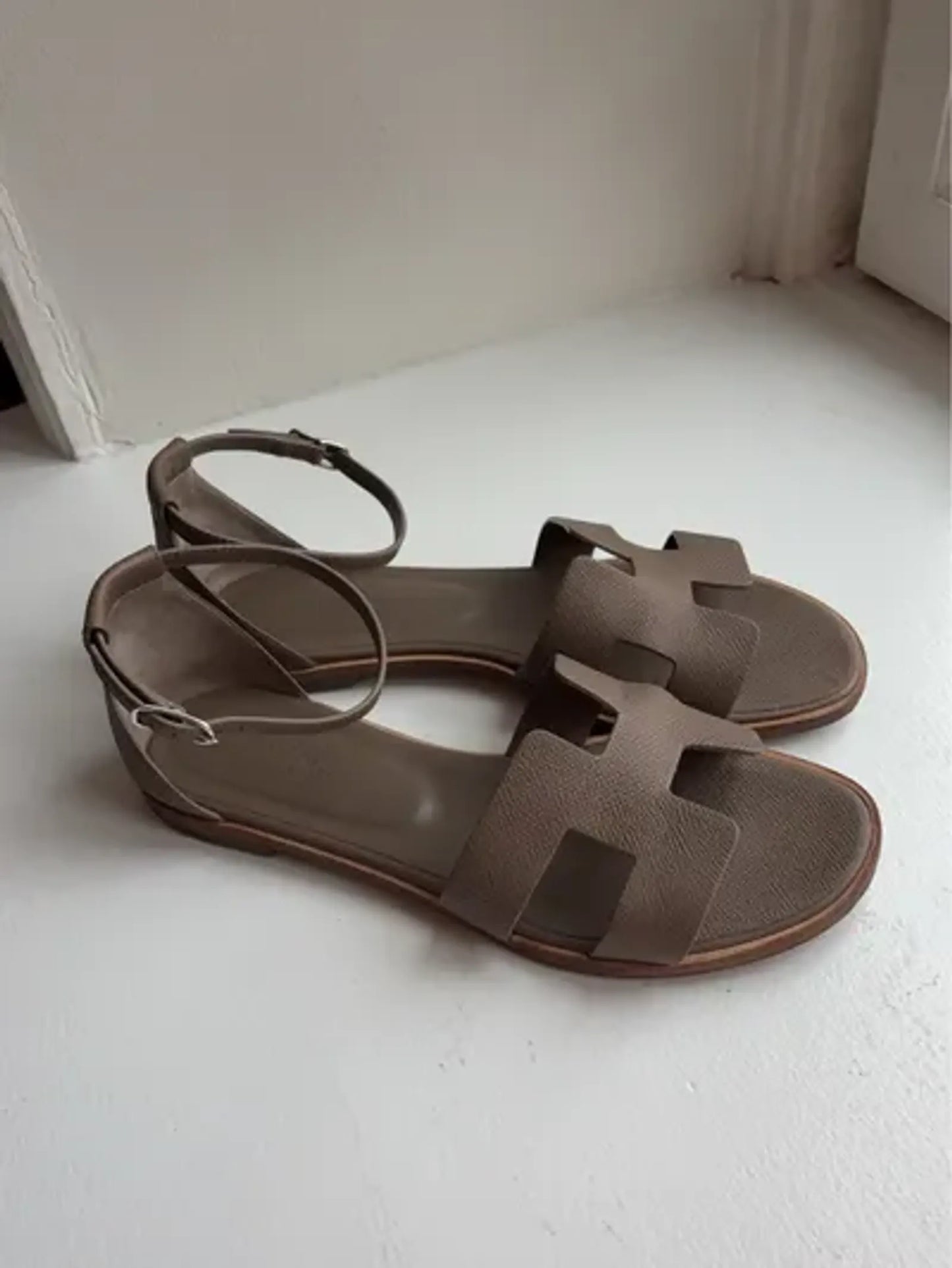 Hermès Santorini Sandals