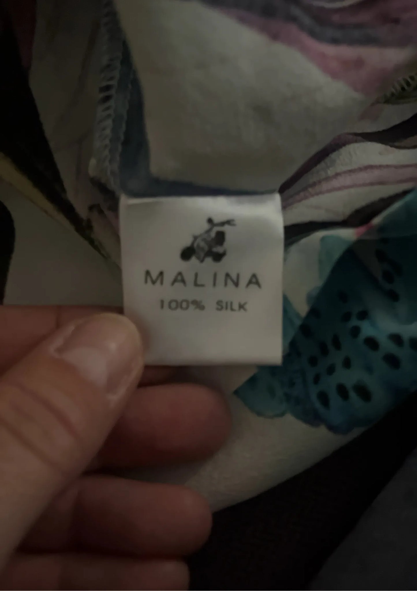 Malina-sidenklänning