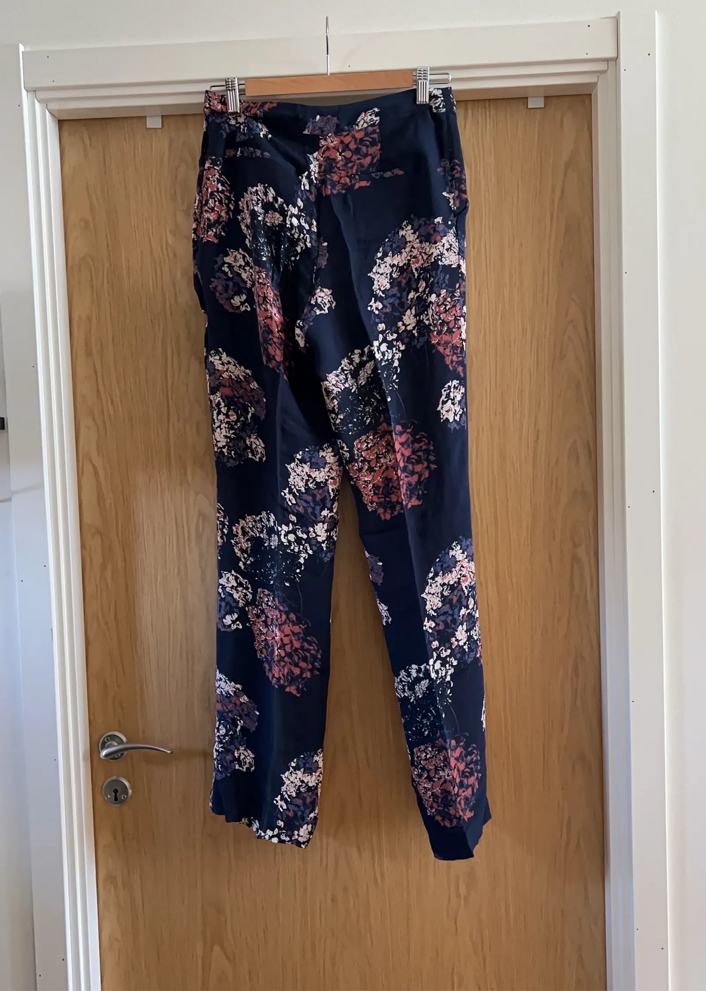 Second Female Trousers