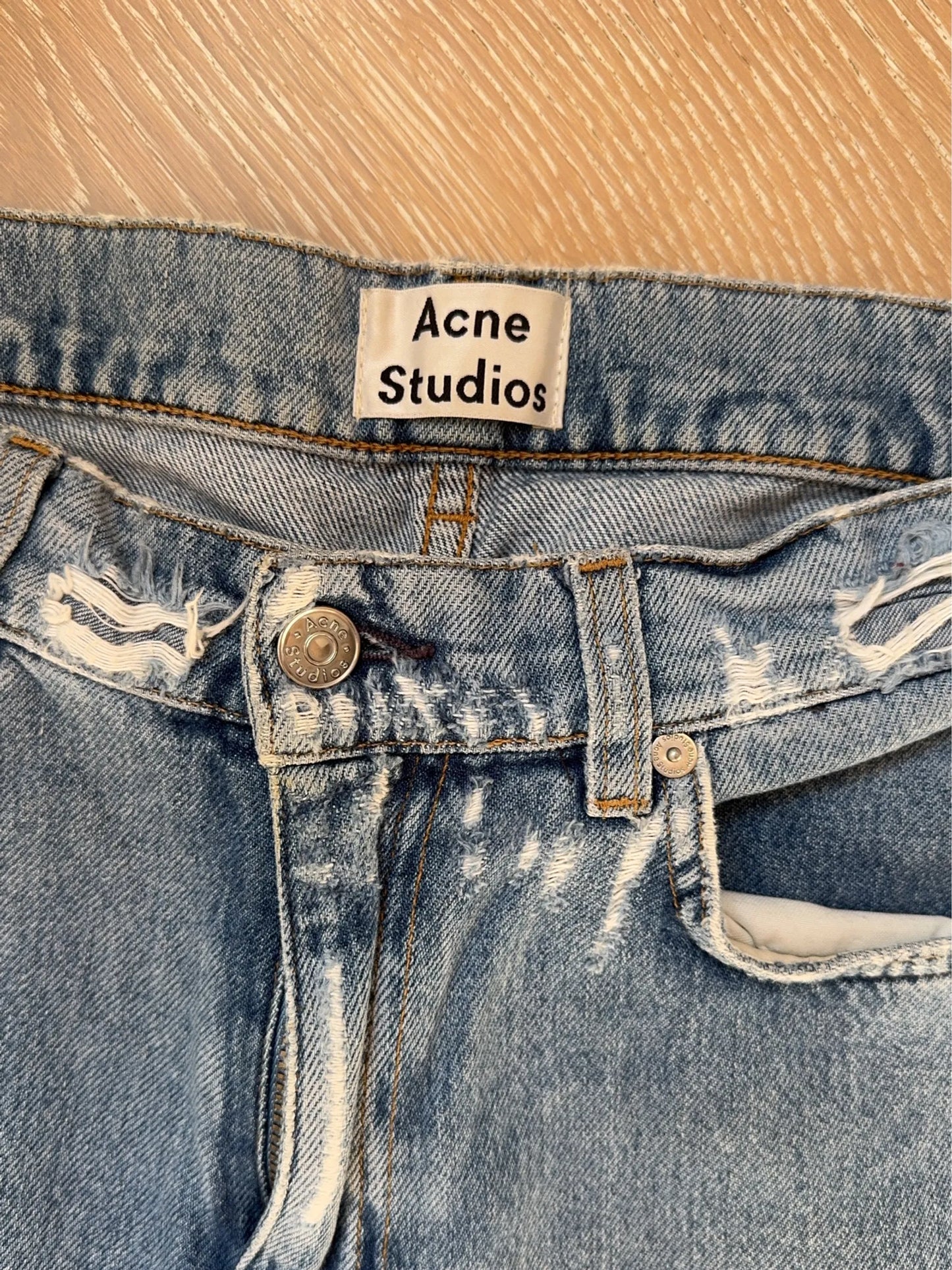 Acne Studios Boy Indigo Fray Jeans