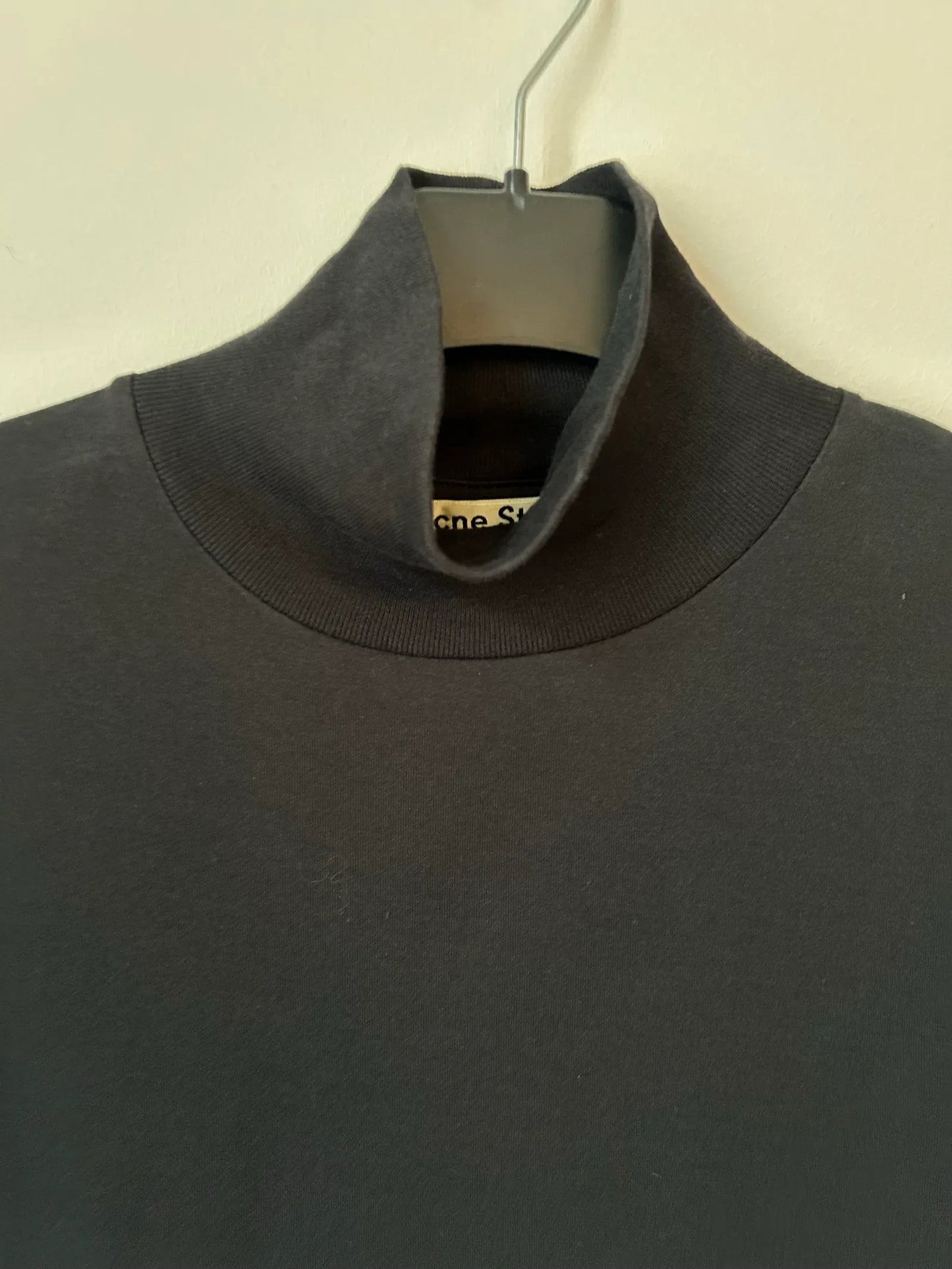 Acne Studios-polotröja NWOT