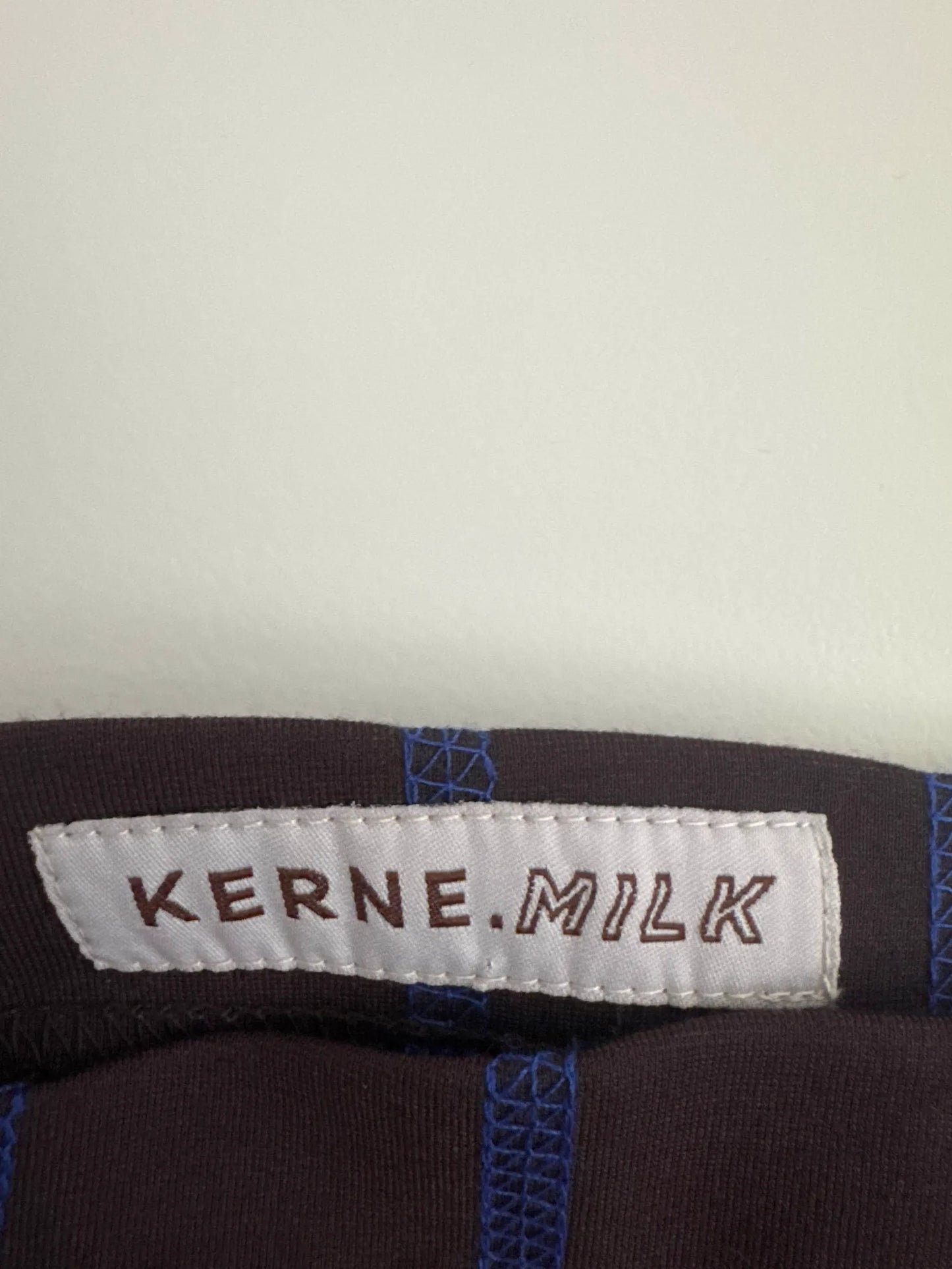 Kerne Milk-klänning NWOT