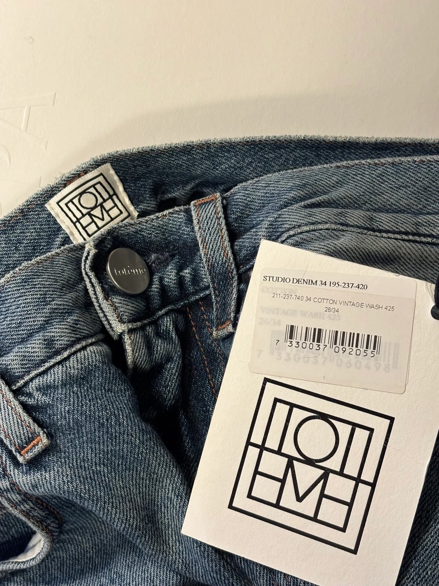 Toteme Classic Cut Full Length Jeans