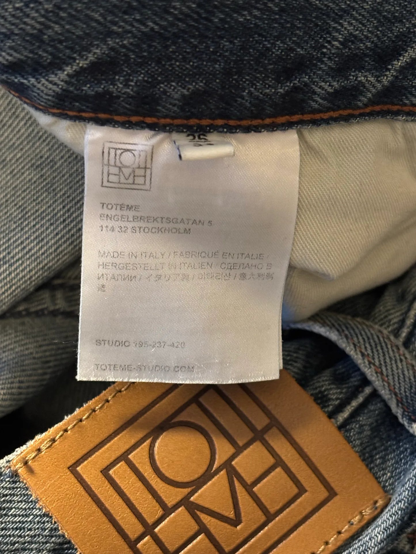 Toteme Classic Cut Full Length Jeans