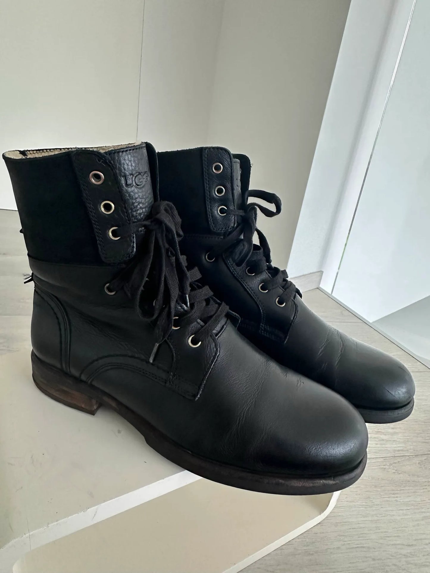 UGG-skinnvinterskor