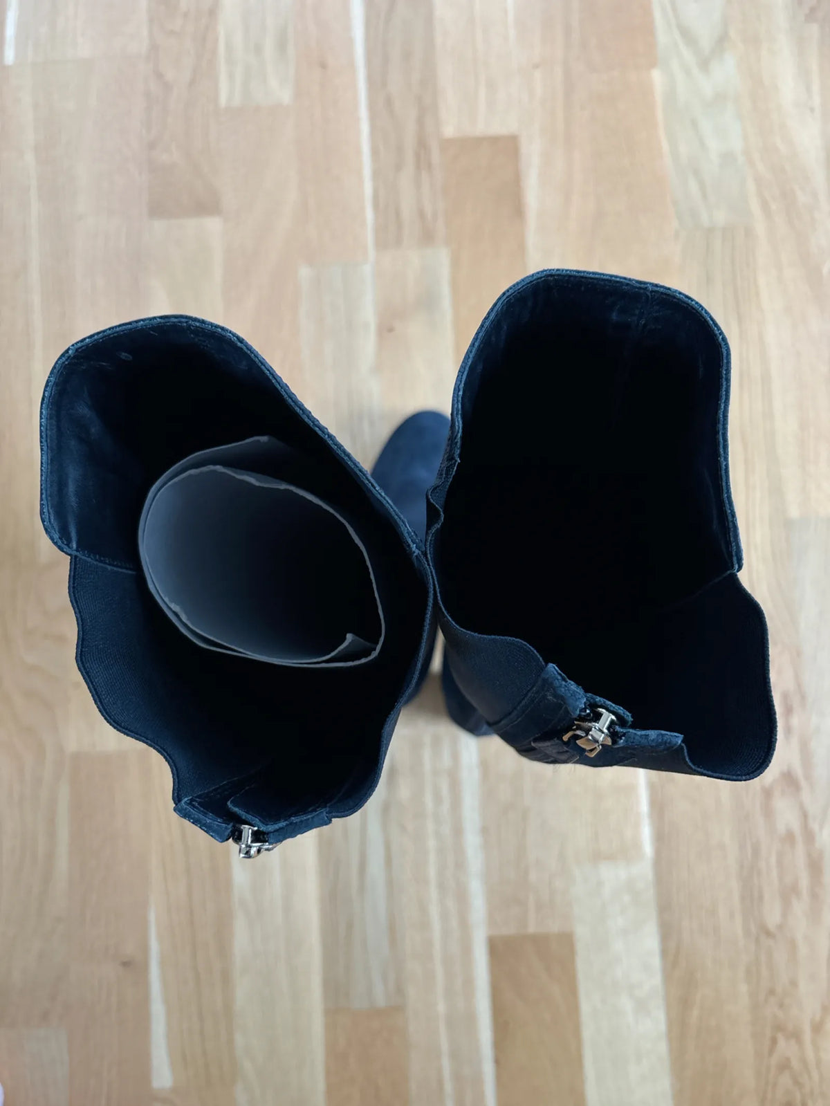 Tory Burch-skinnboots