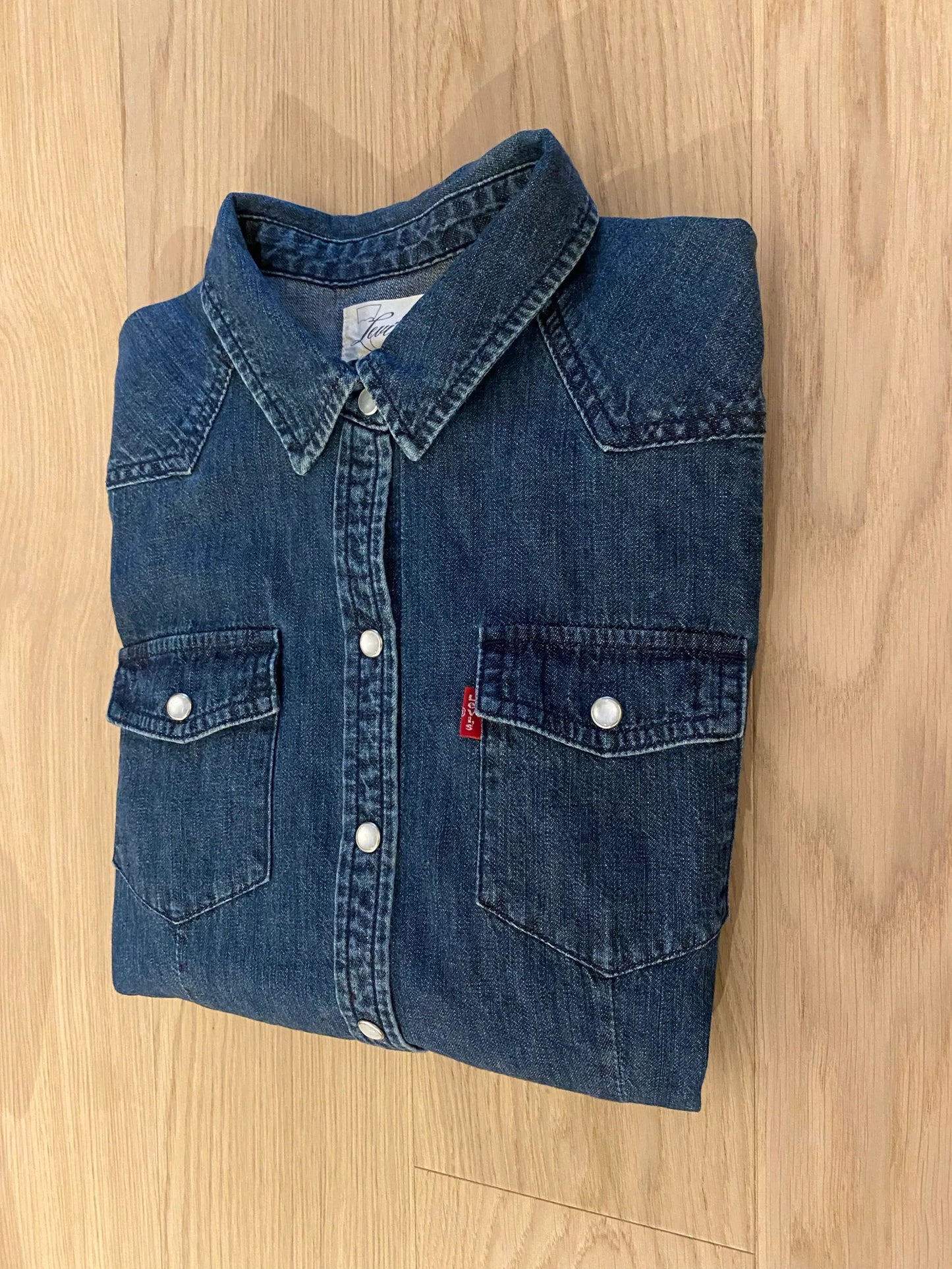 Levi's-skjorta NWOT