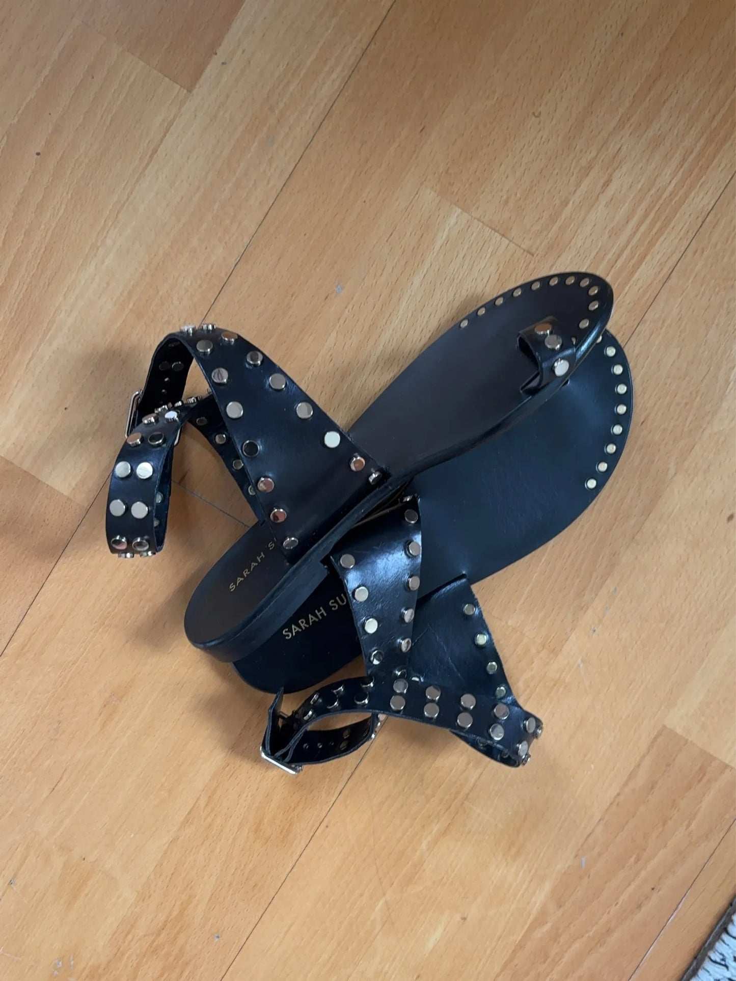 Sarah Summer-skinnsandaler NWOT