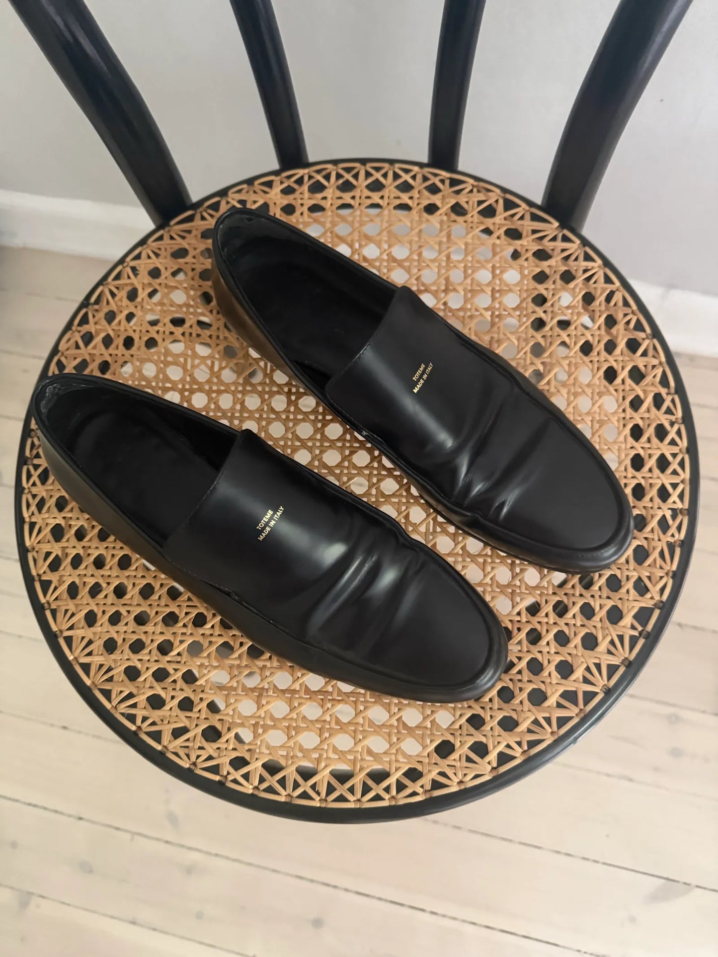 Toteme The Oval Leather Loafers