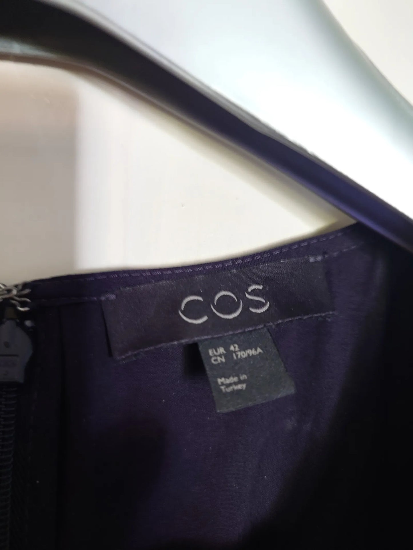 Cos-klänning