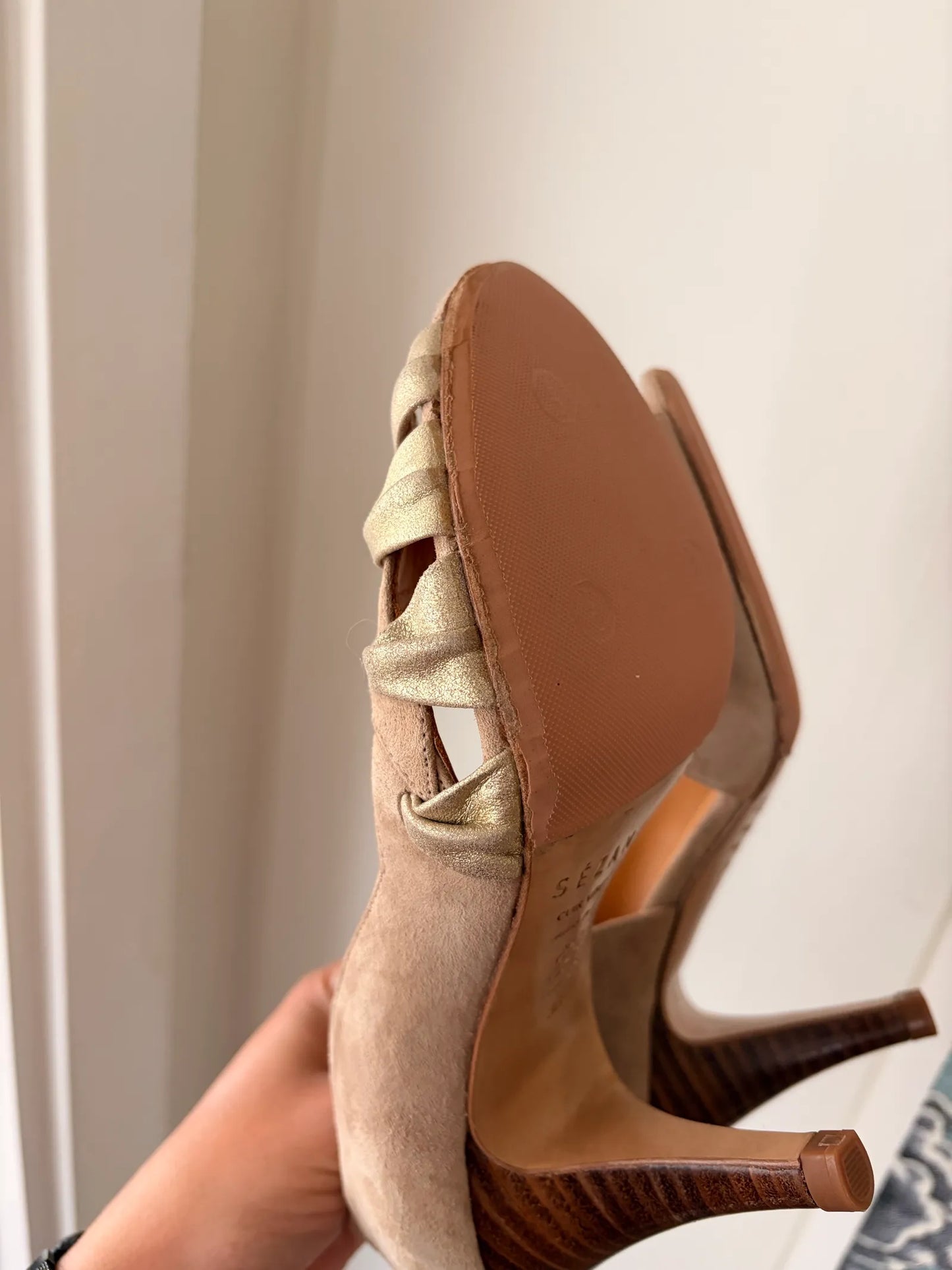 Sézane Jeannette Peep-toe D'orsay Heels