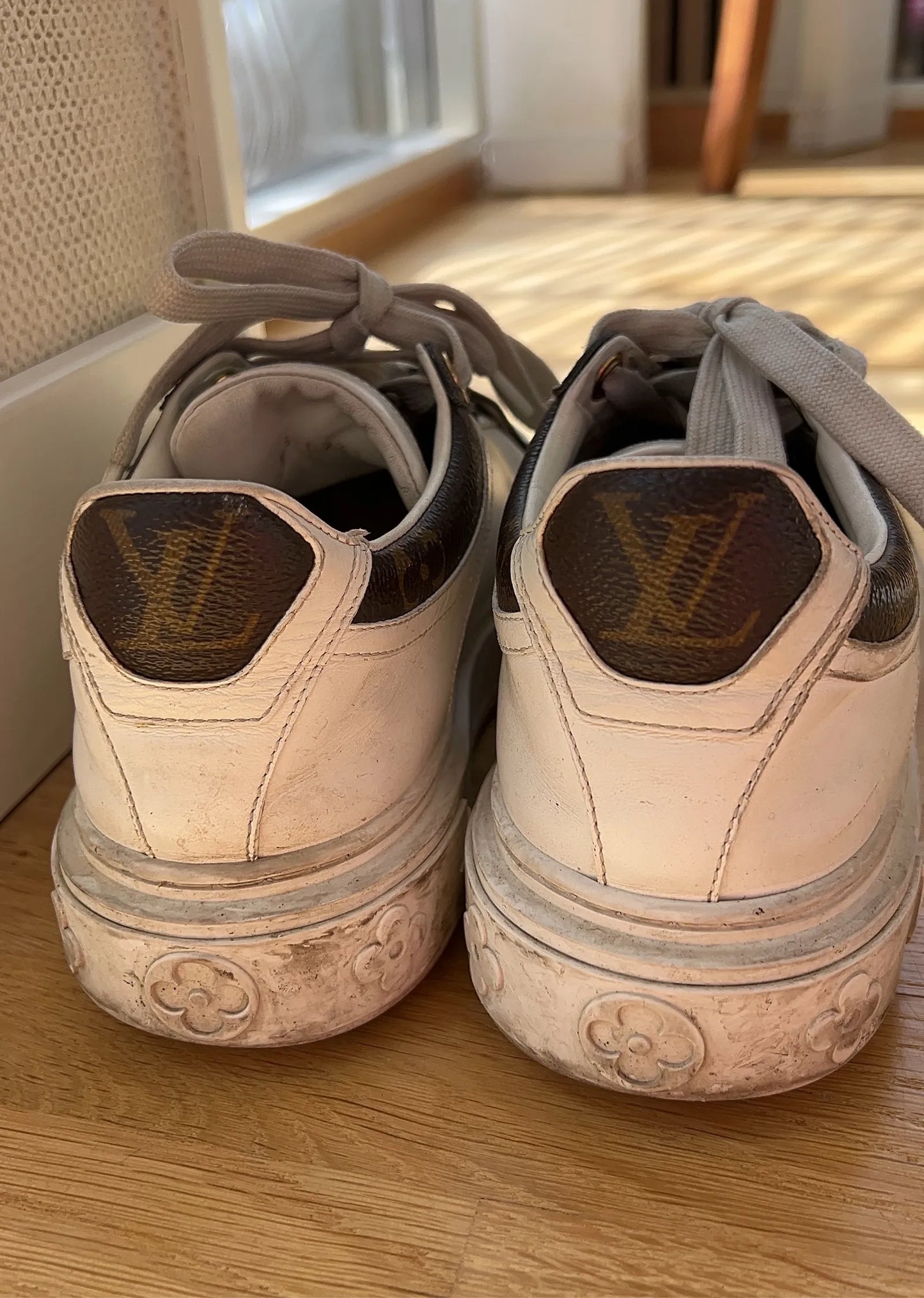 Louis Vuitton Time Out Trainer Sneakers