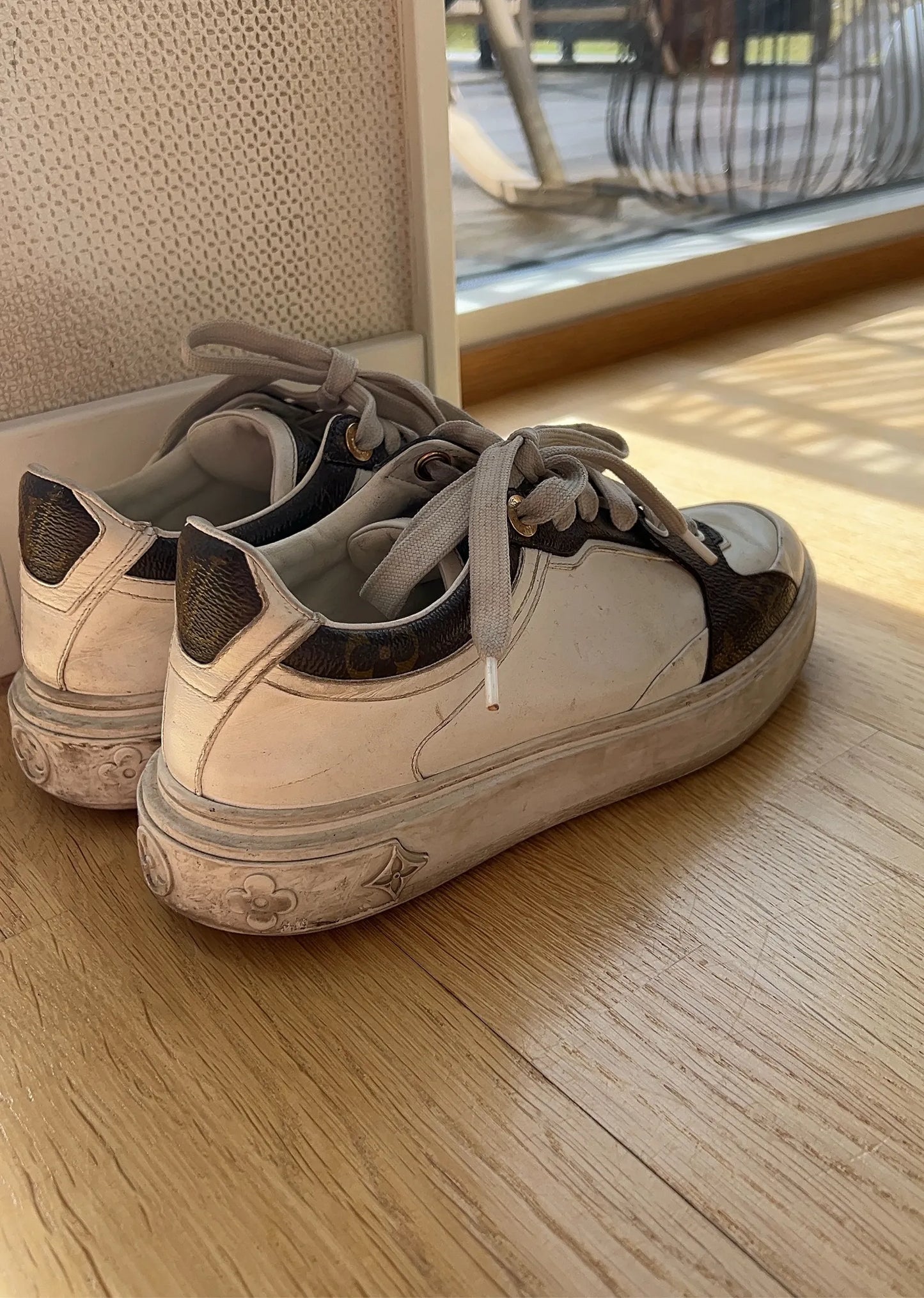 Louis Vuitton Time Out Trainer Sneakers