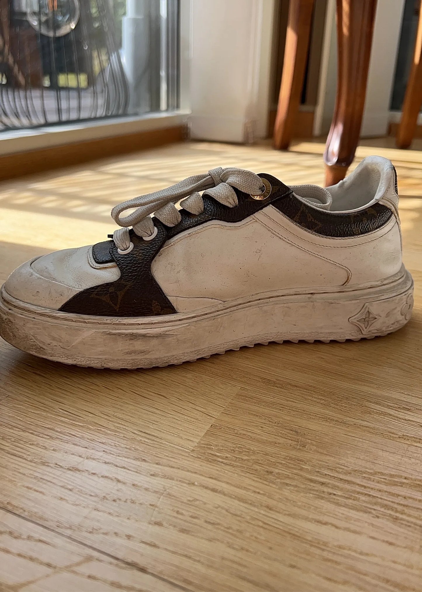 Louis Vuitton Time Out Trainer Sneakers