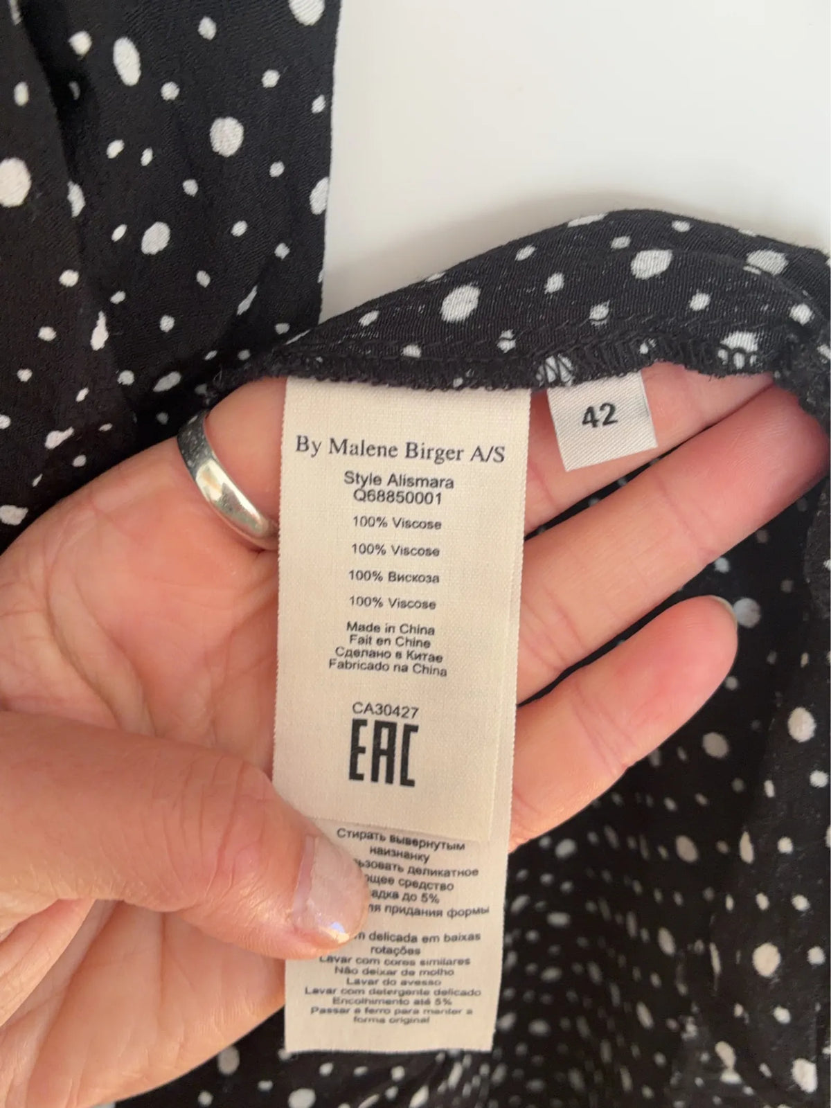 By Malene Birger Alismara-klänning