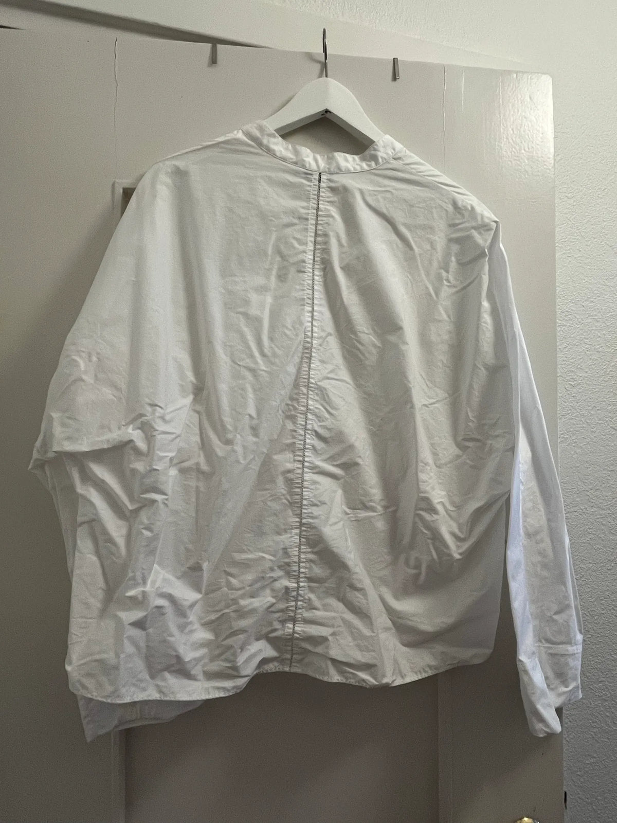 Ahlvar Gallery-blus