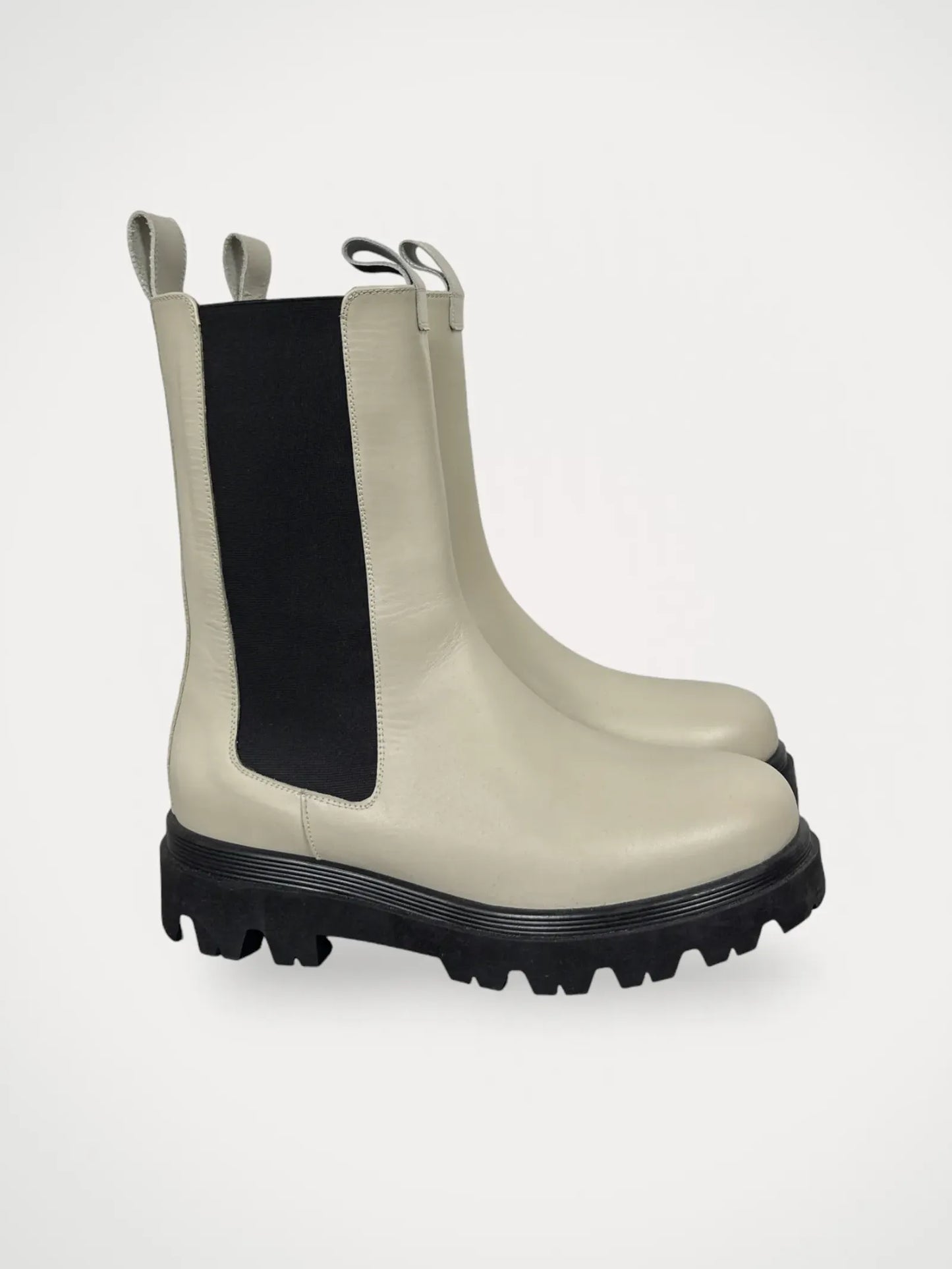 Flattered Lia Creme Boots