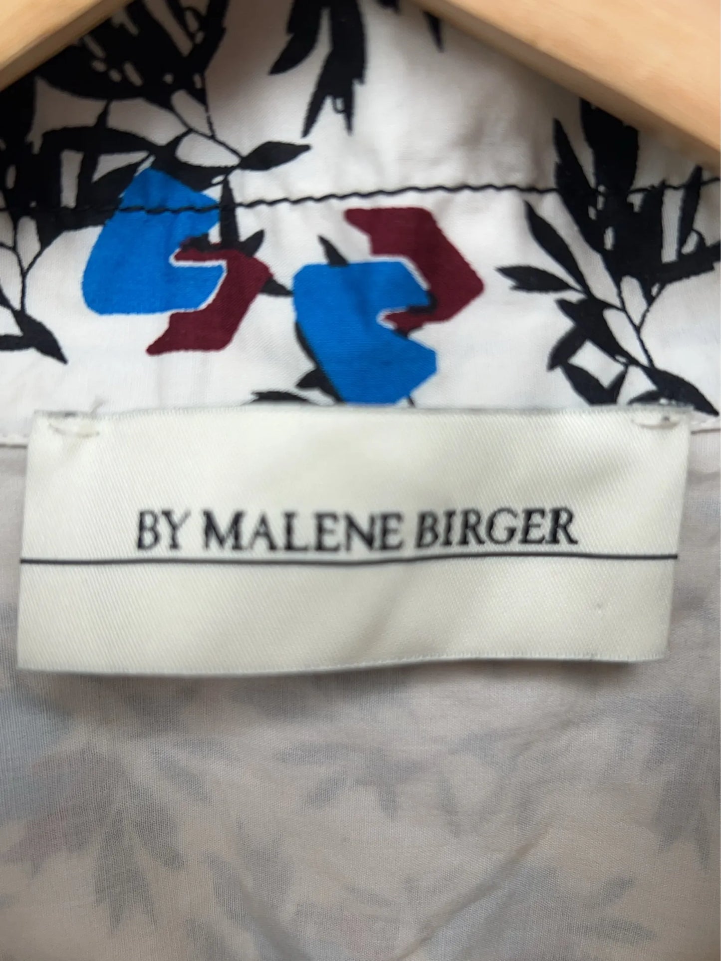 By Malene Birger-skjorta