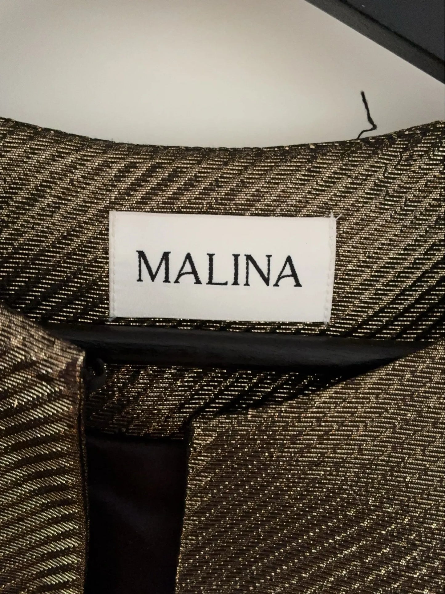 Malina Zoey Double Pouf Sleeve-blus