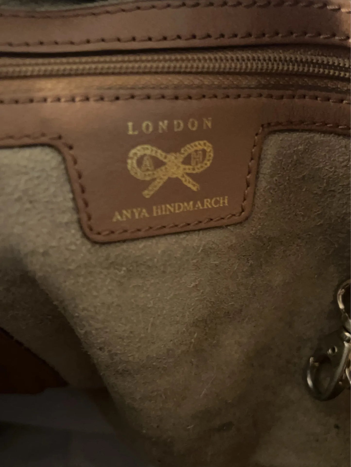 Anya Hindmarch-skinnhandväska