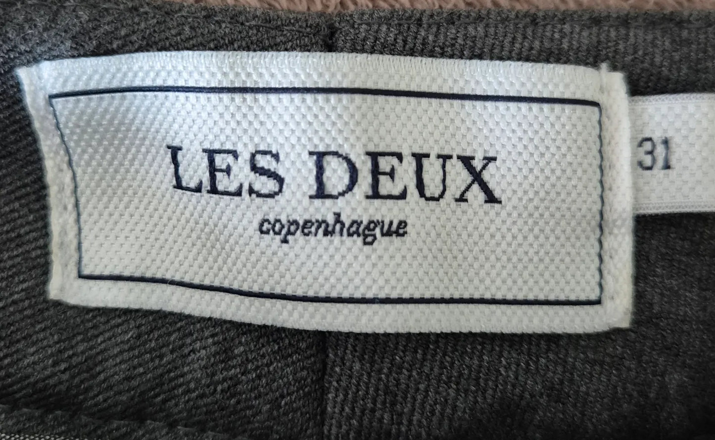 Les Deux Como-kostymbyxor