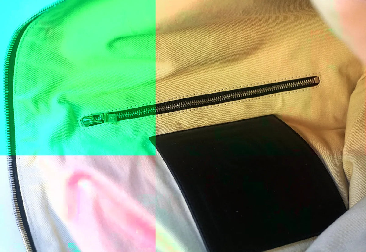 Toteme Leather-trimmed Canvas Sling-skinnaxelremsväska