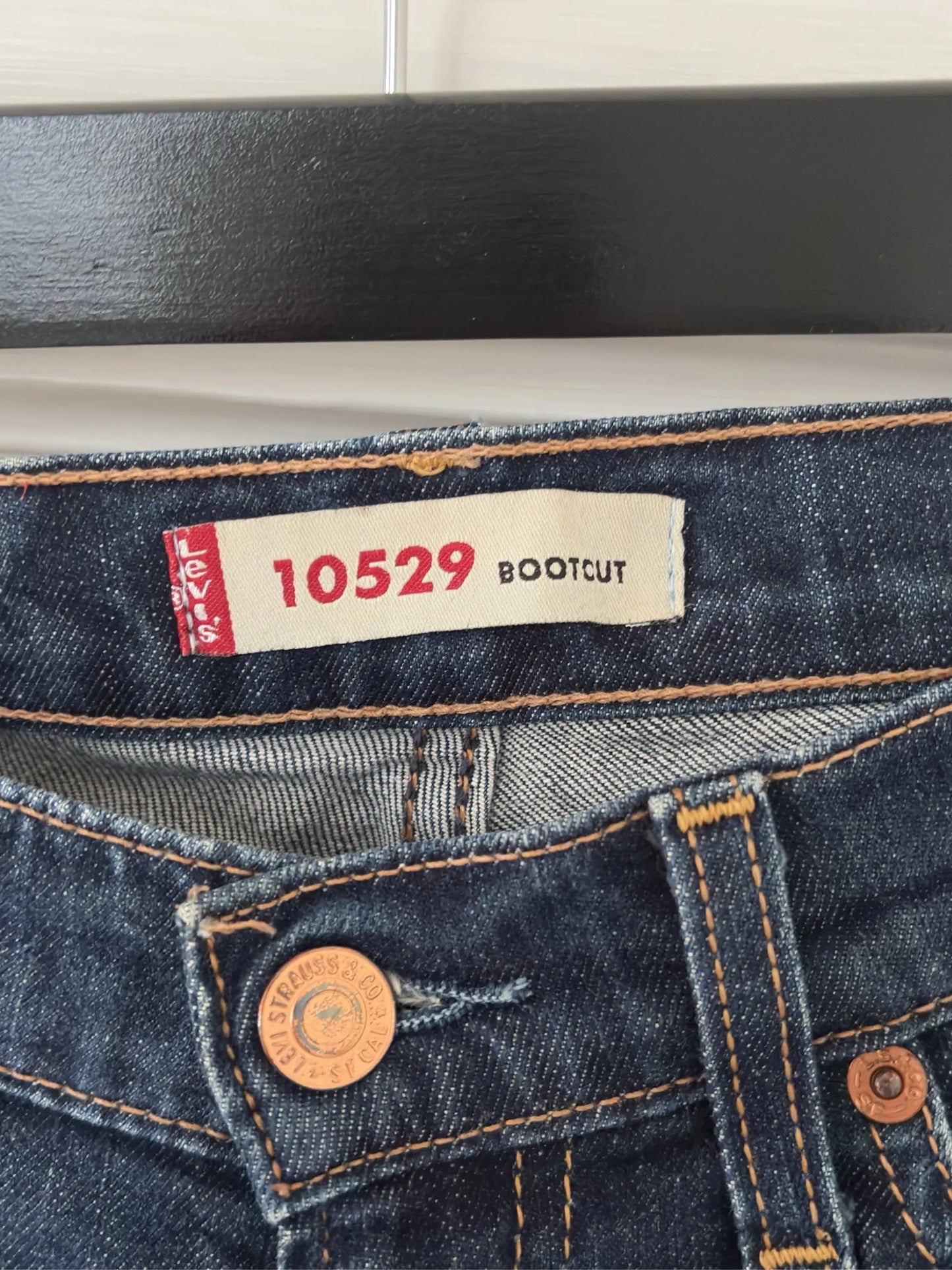 Levi's 10529 Bootcut Jeans