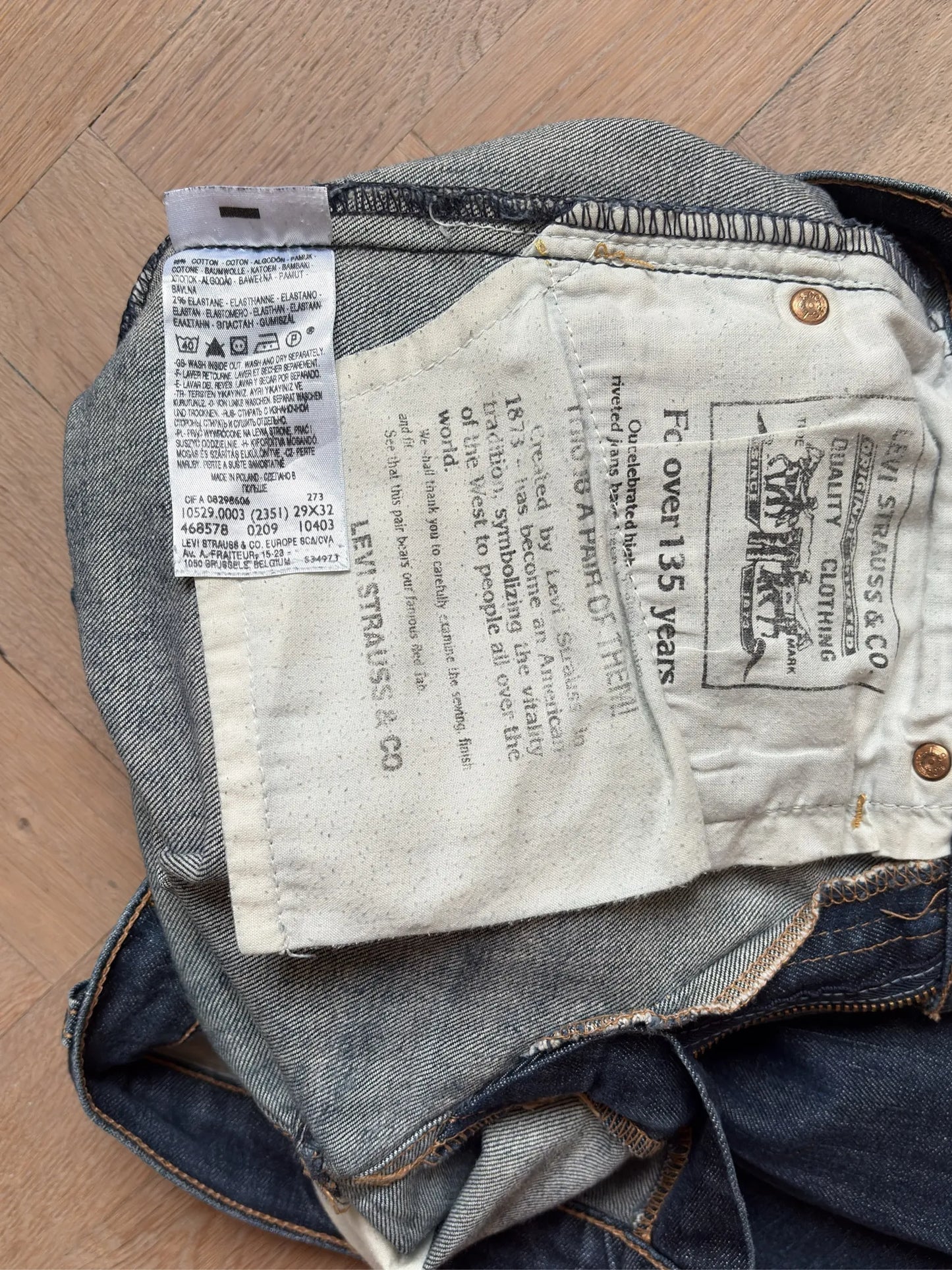 Levi's 10529 Bootcut Jeans