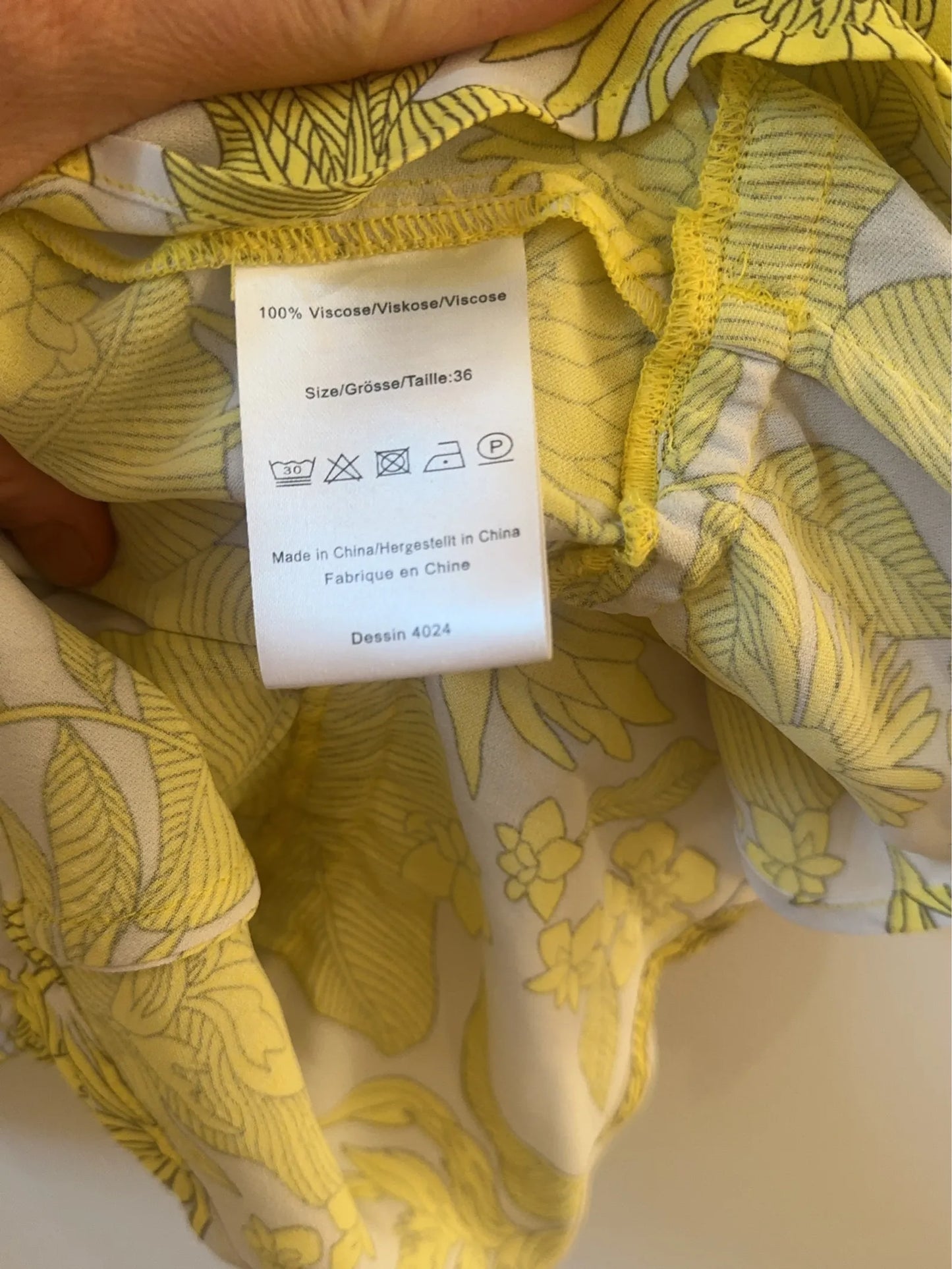 Baum und Pferdgarten-blus NWOT