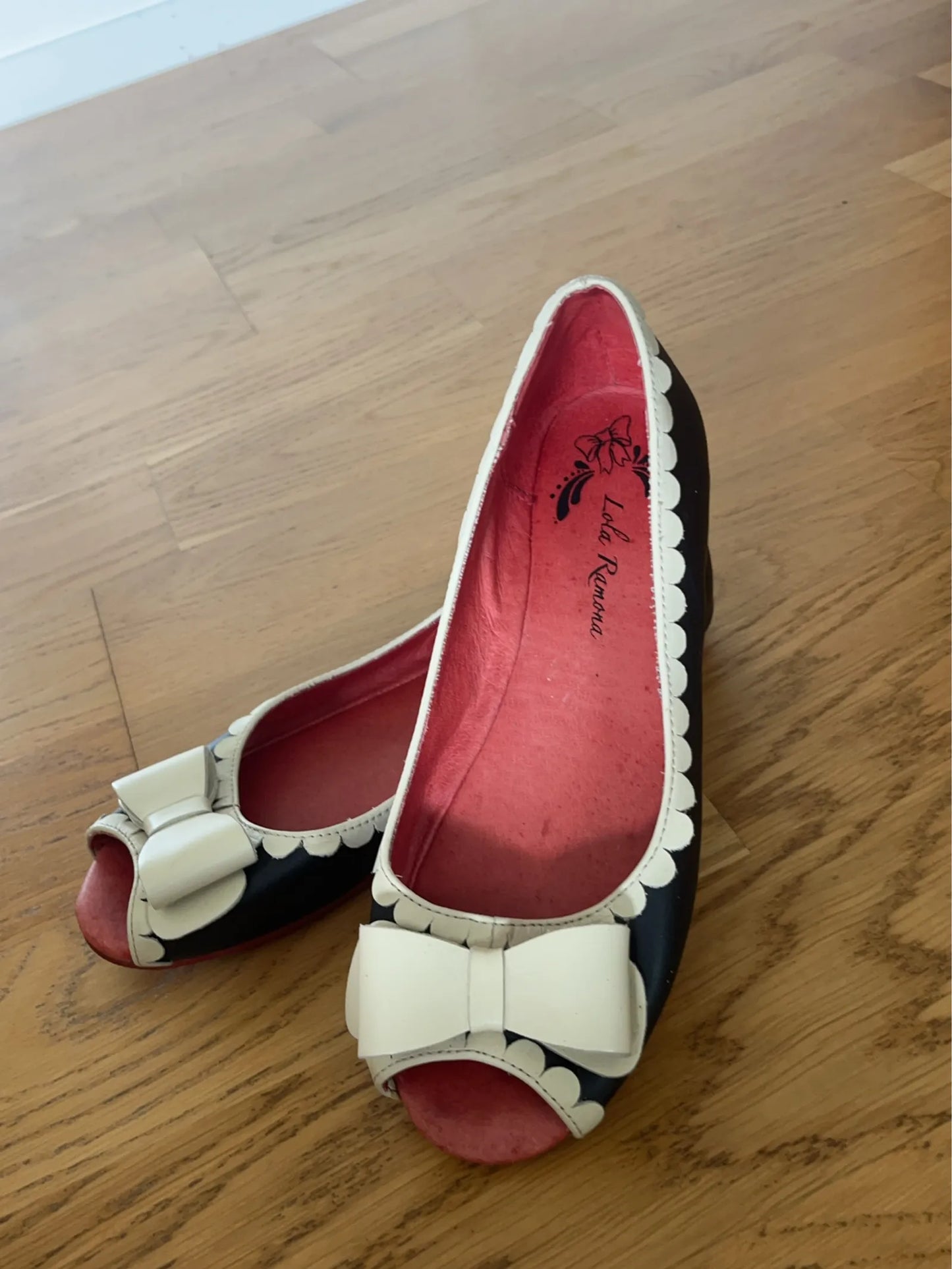Ballet flats