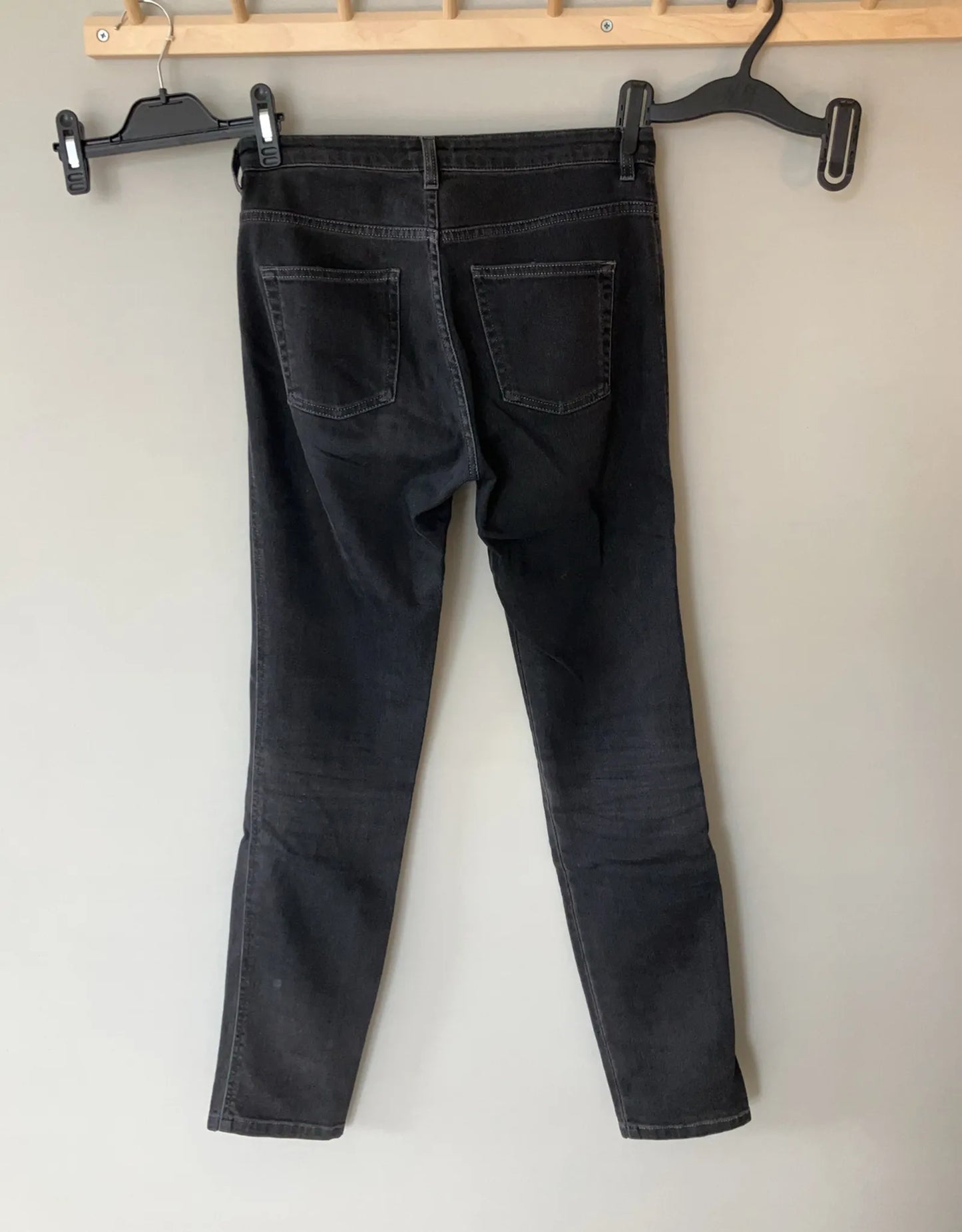 Filippa K 23161 Lola Grey Wash Jeans