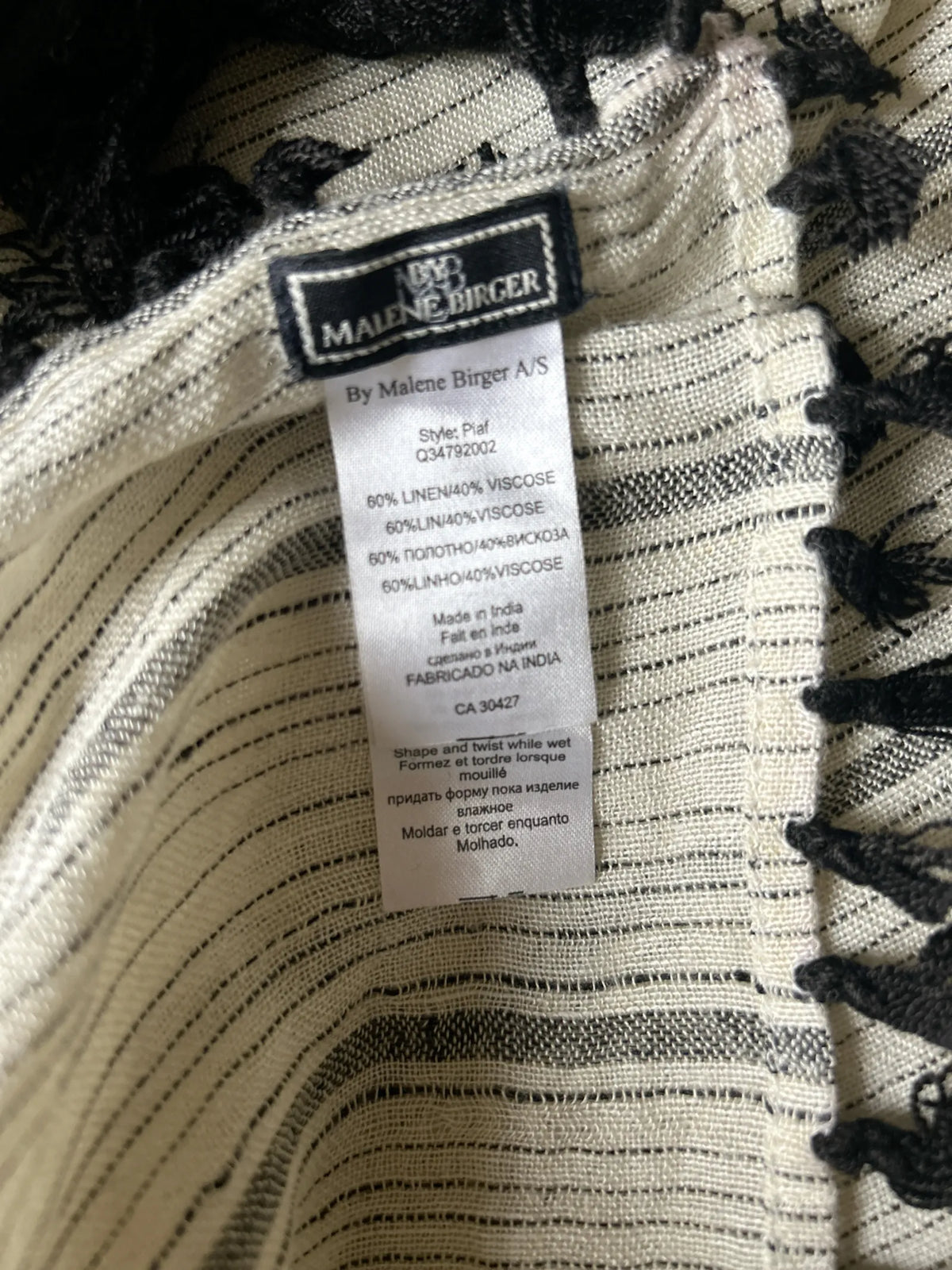 By Malene Birger Scarf
