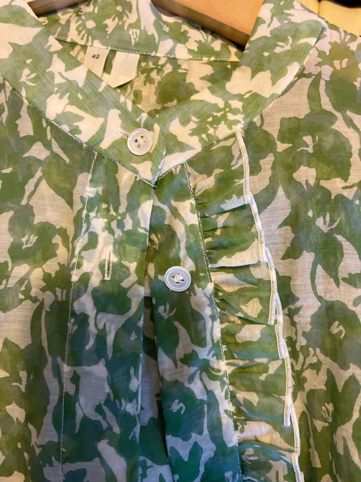 Arket-blus