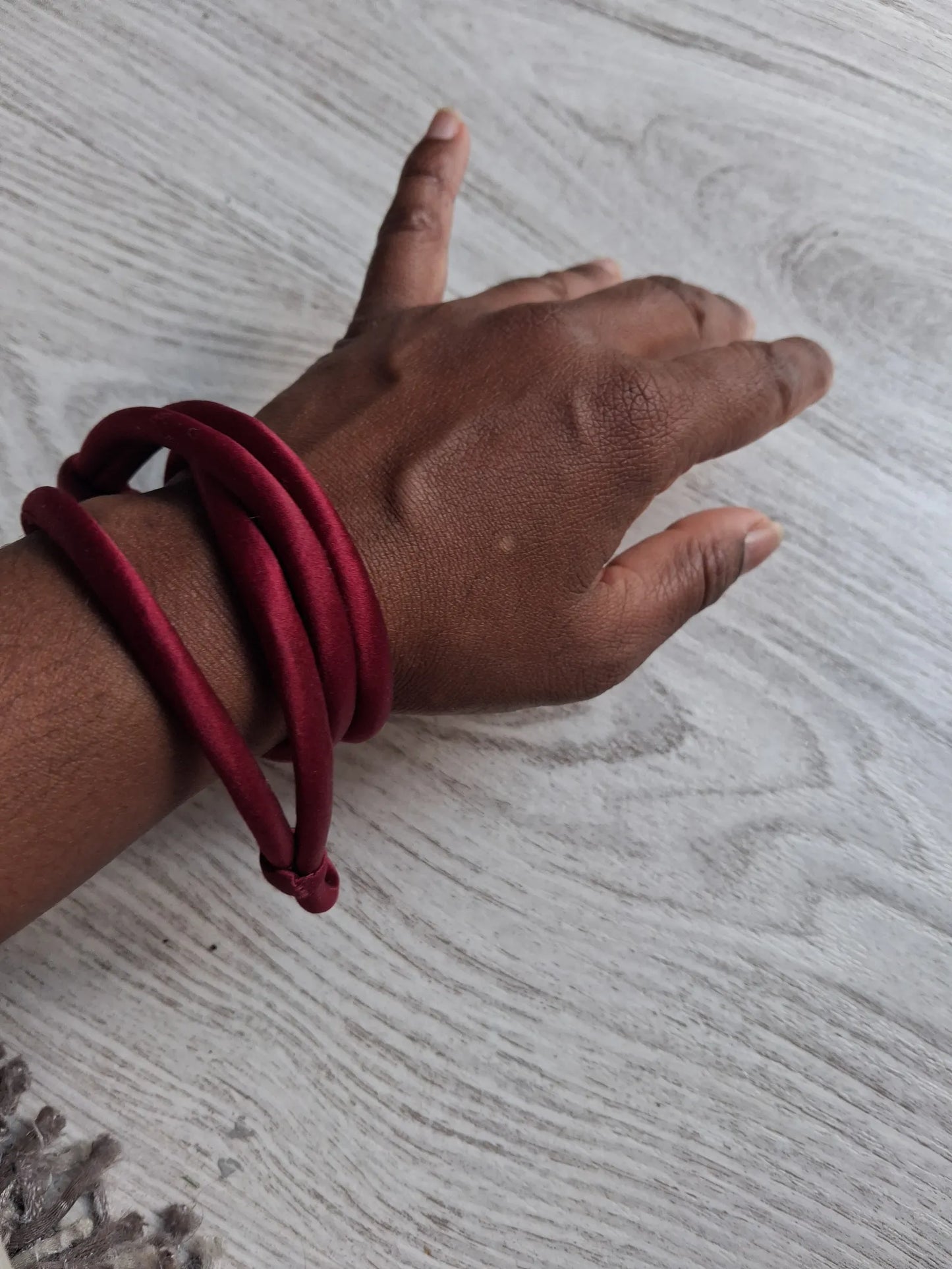 Ole Lynggaard-sidenarmband