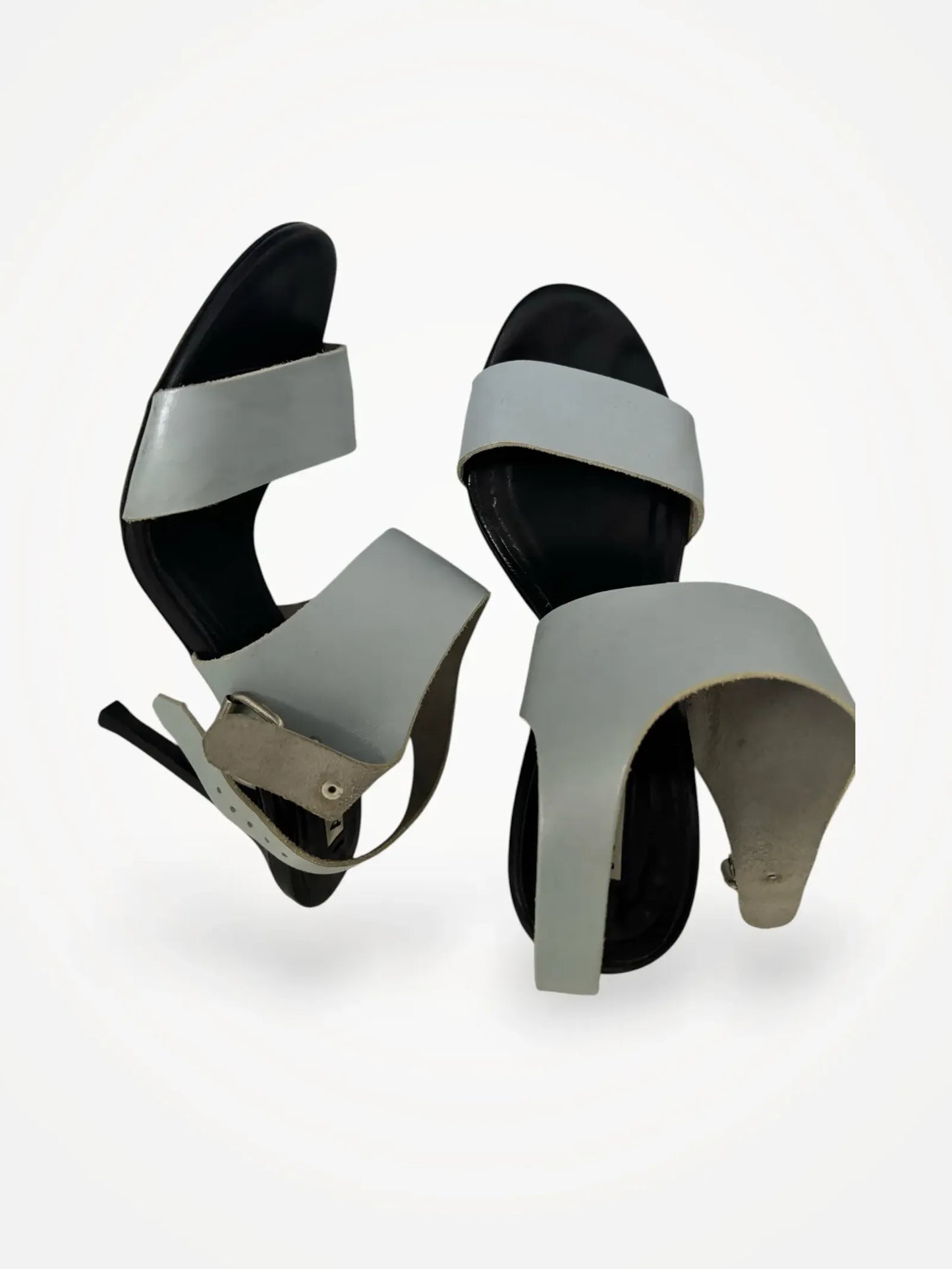 Acne Studios-skinnklackar