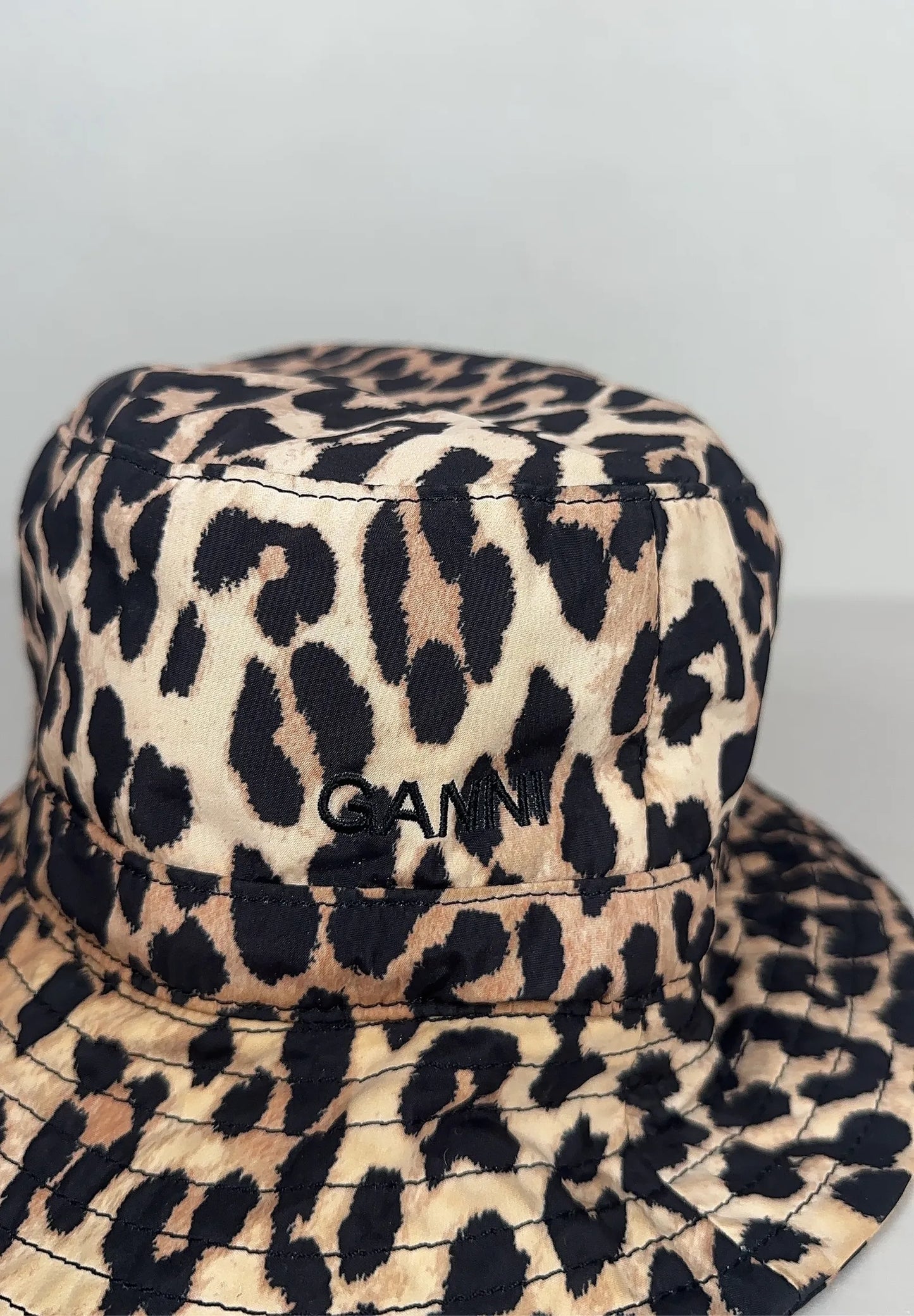 Ganni-hatt