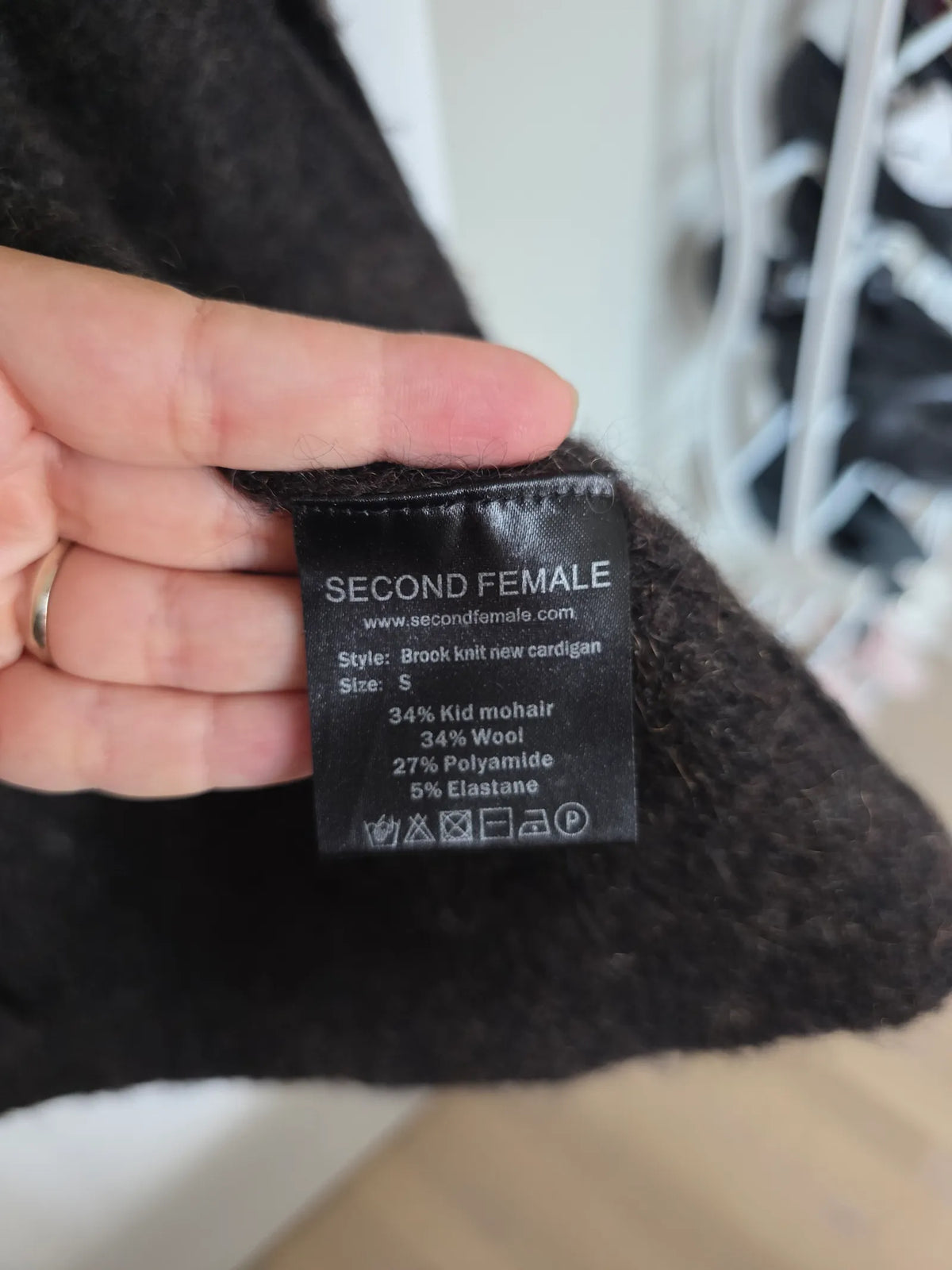 Second Female Cardigan