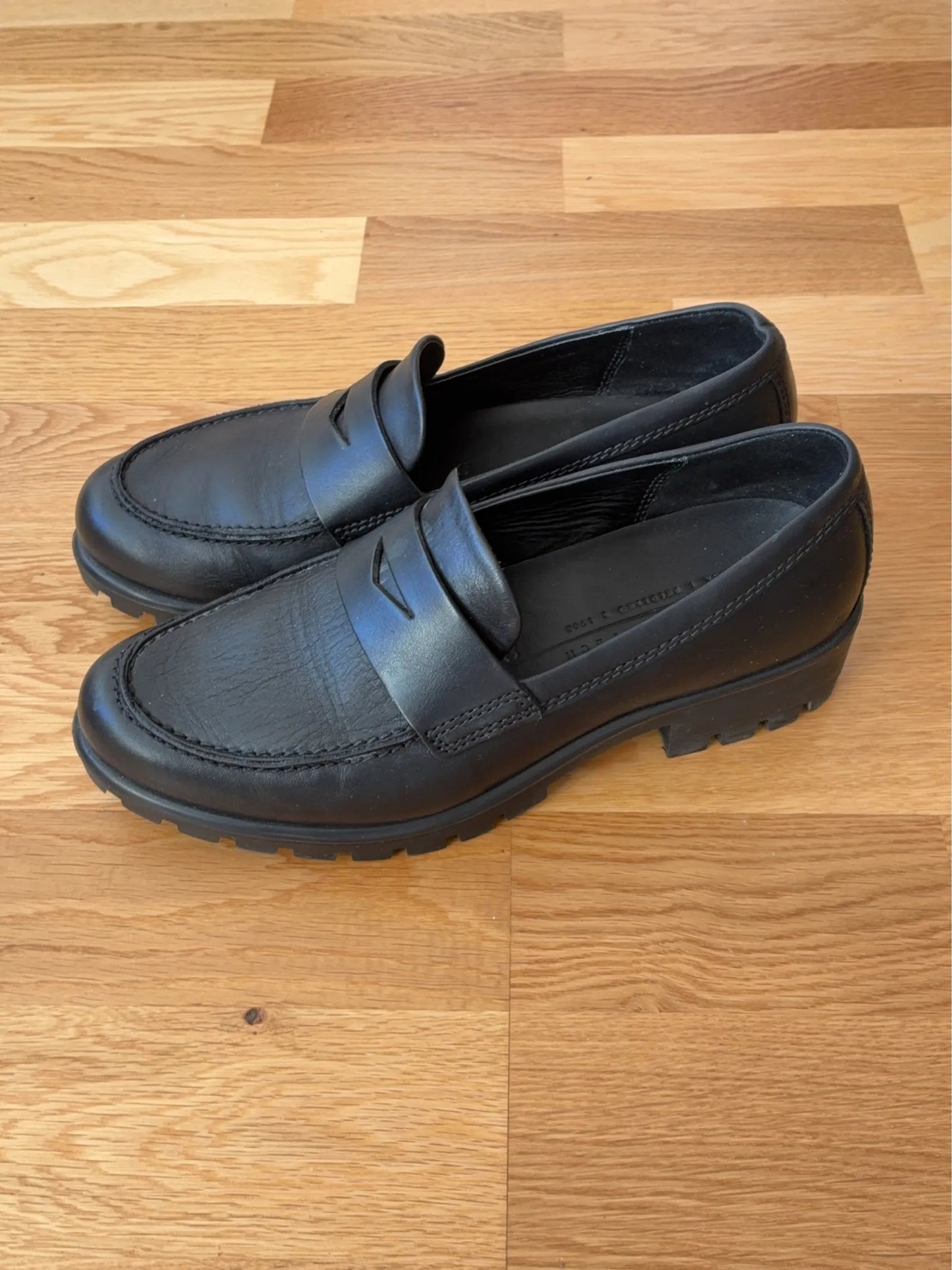 ECCO-skinnloafers