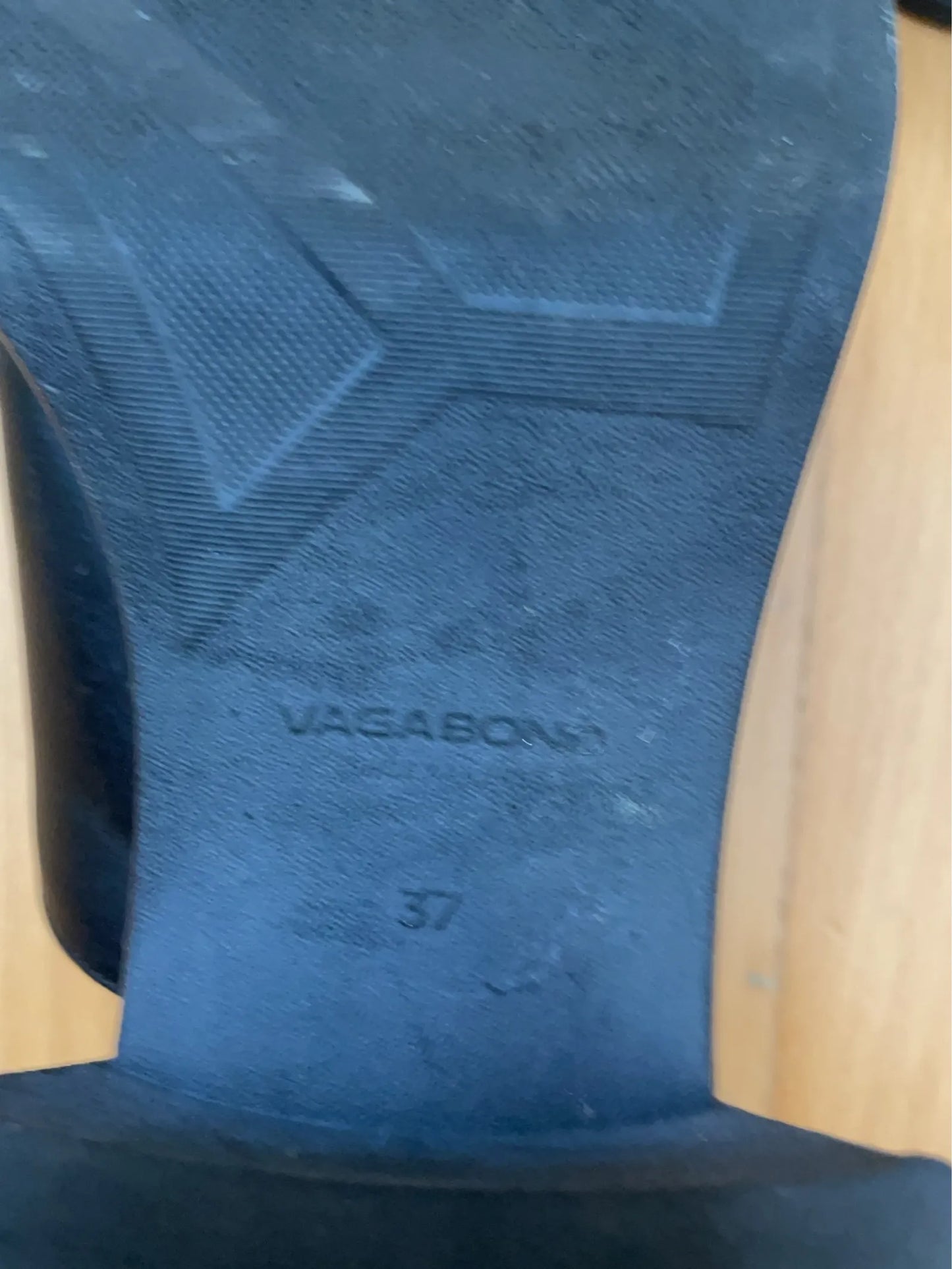 Vagabond-skinnsandaler