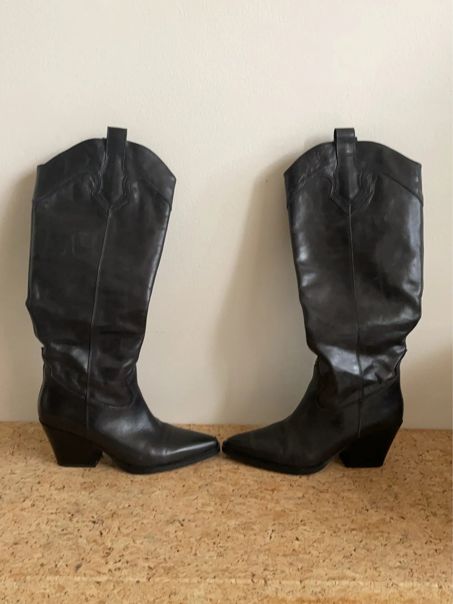 K.Cobler-skinnboots