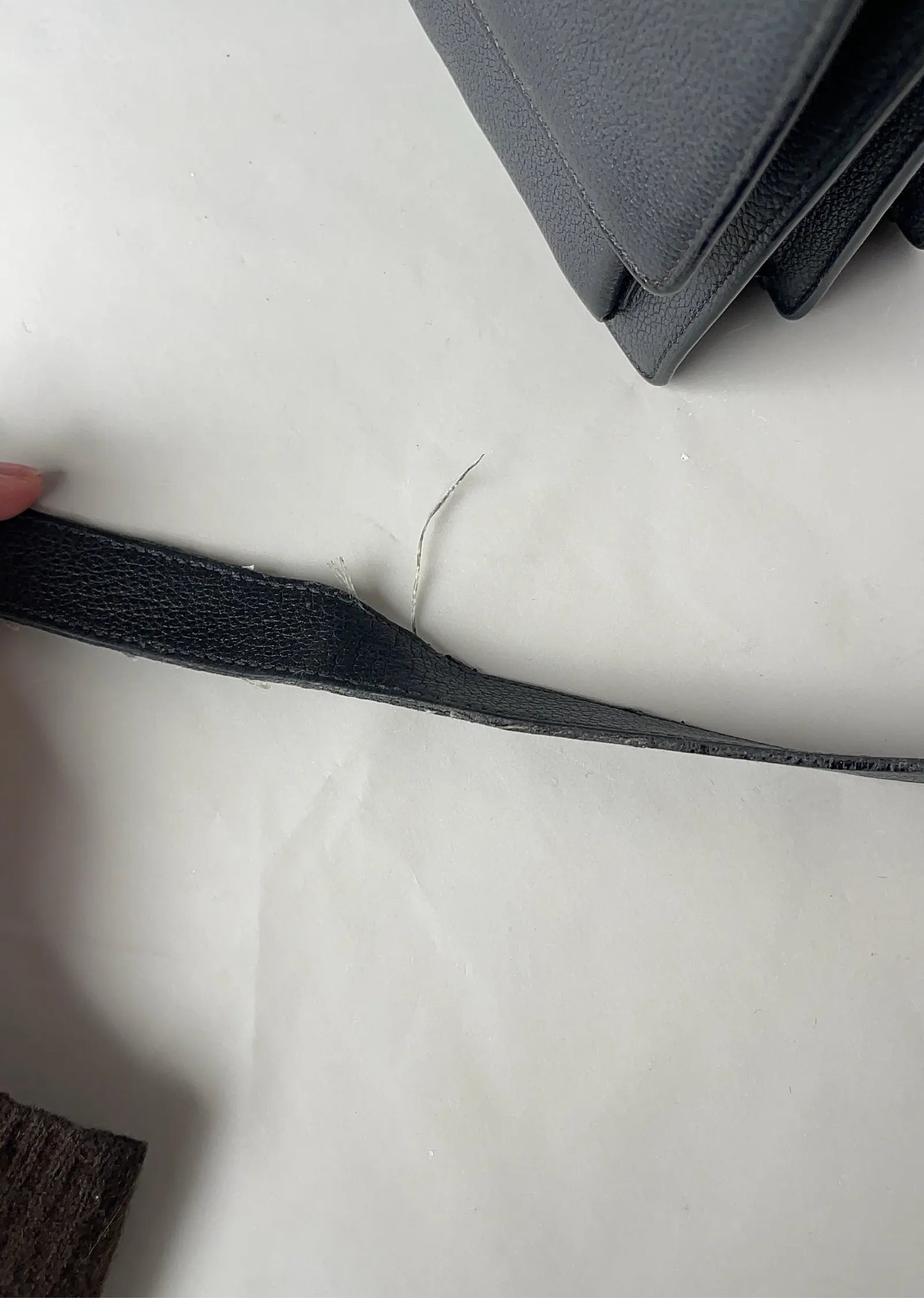 Yves Saint Laurent Shoulder bag