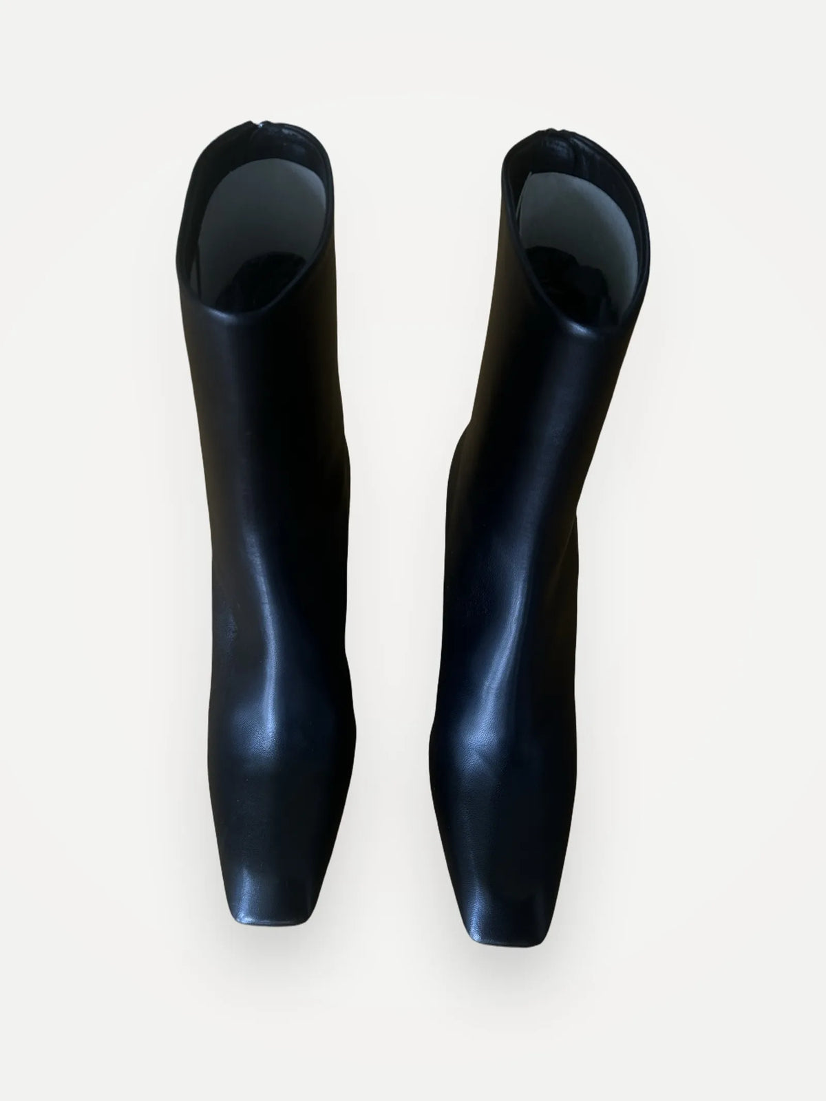 Toteme Bar Glossy Leather Black-skinnboots NWOT