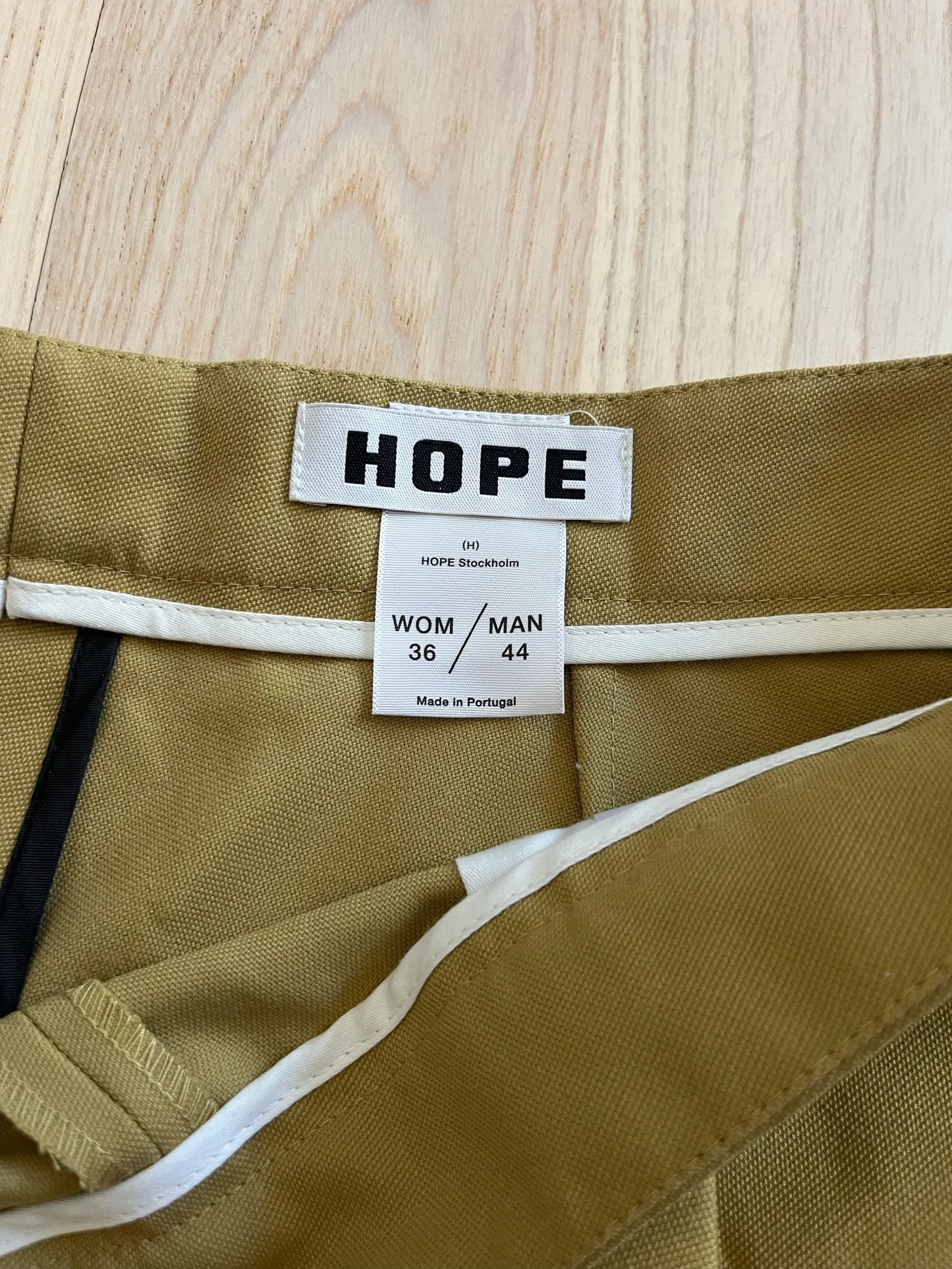 Hope-kostymbyxor NWOT