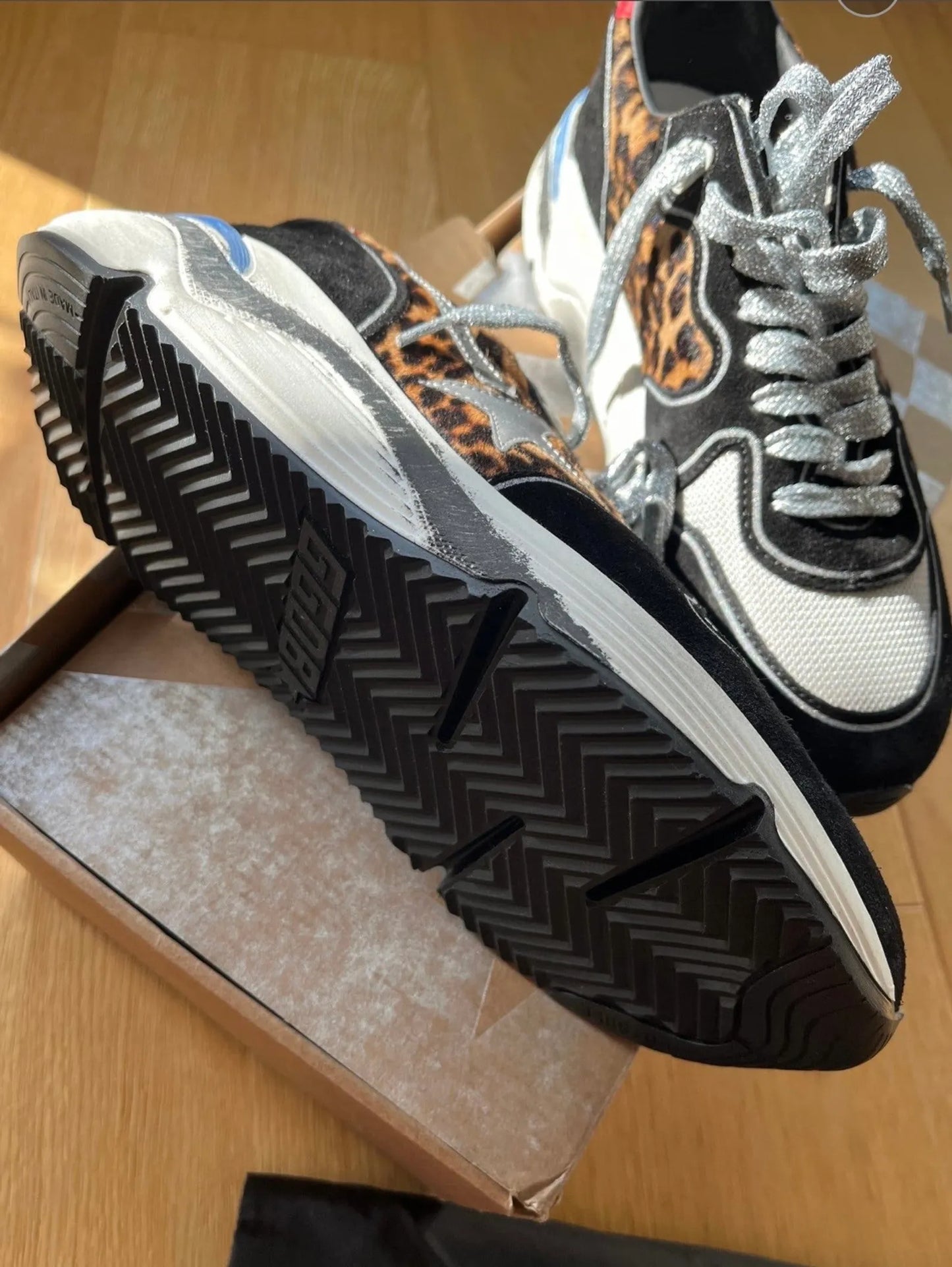 Golden Goose-sneakers NWOT