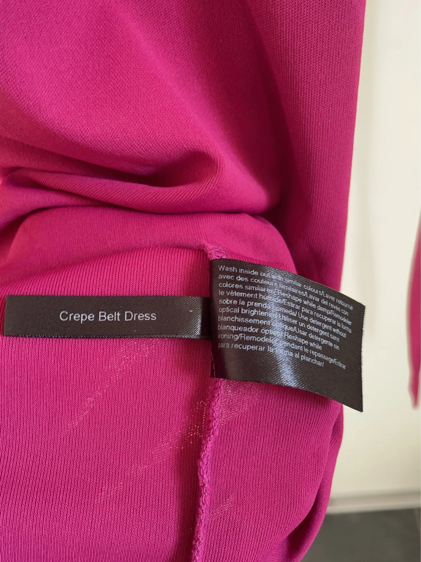Filippa K Crepe Belt-klänning