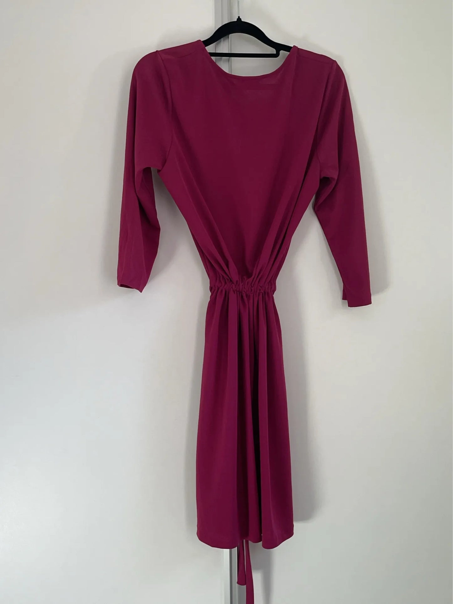 Filippa K Crepe Belt-klänning