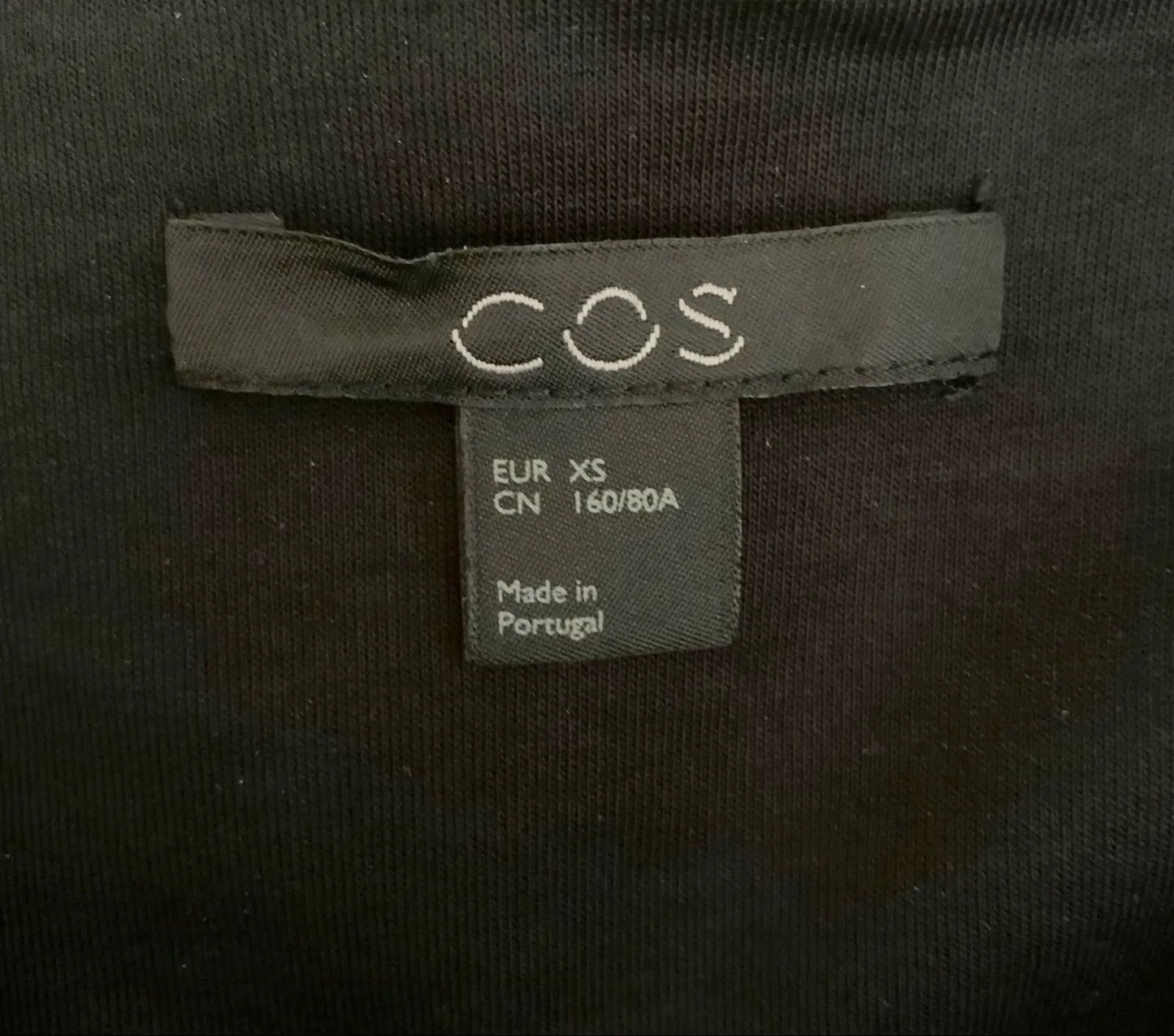 Cos-klänning