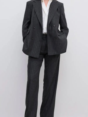 Dagmar Suit