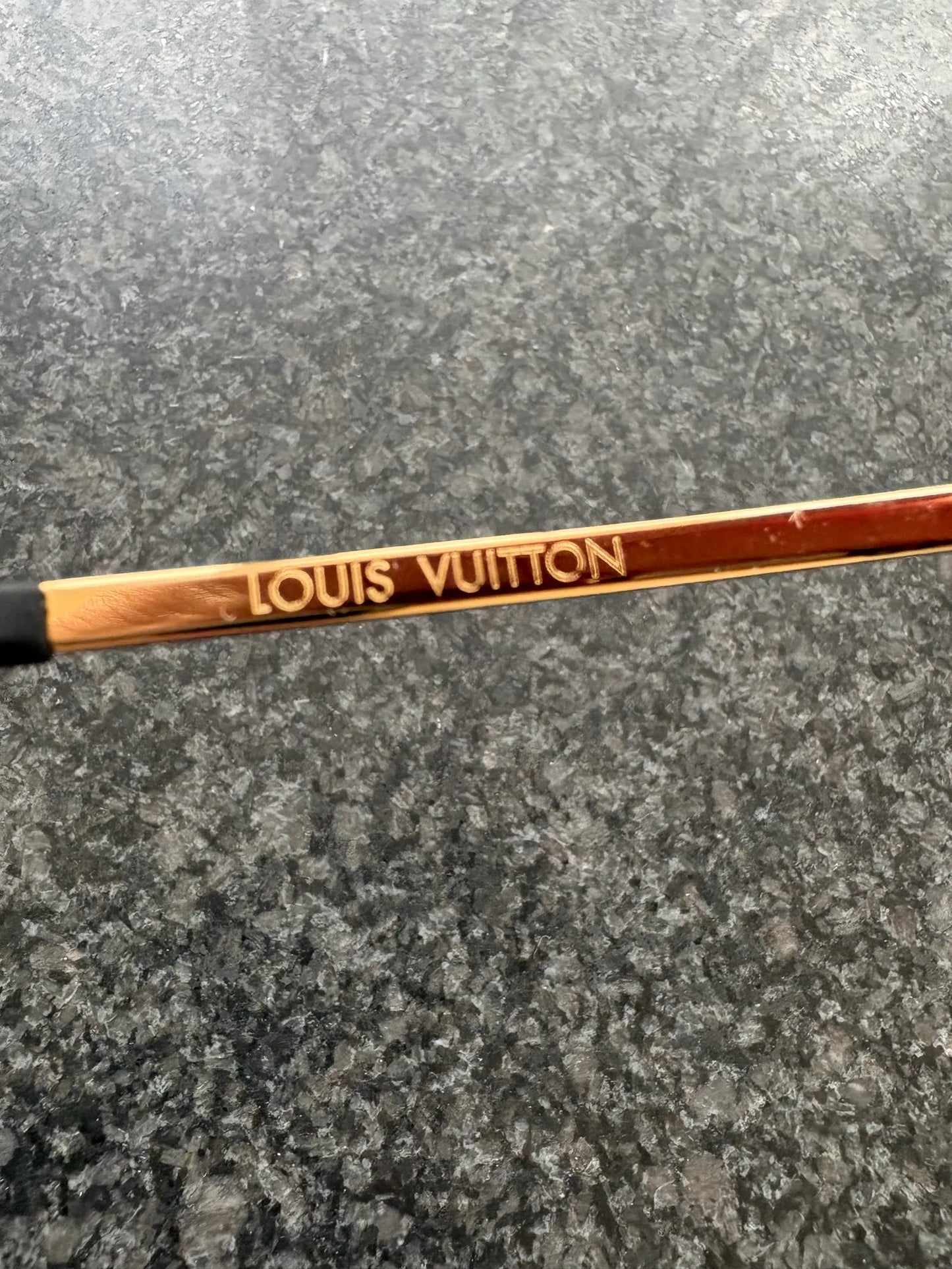 Louis Vuitton La Boum Canvas-solglasögon