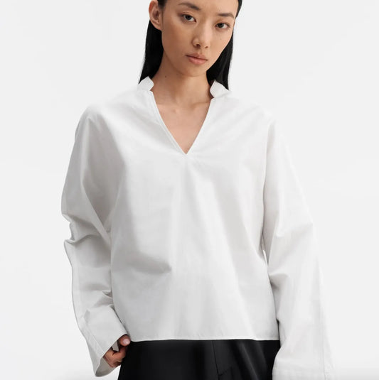 Ahlvar Gallery Nina V- Oxford White-blus